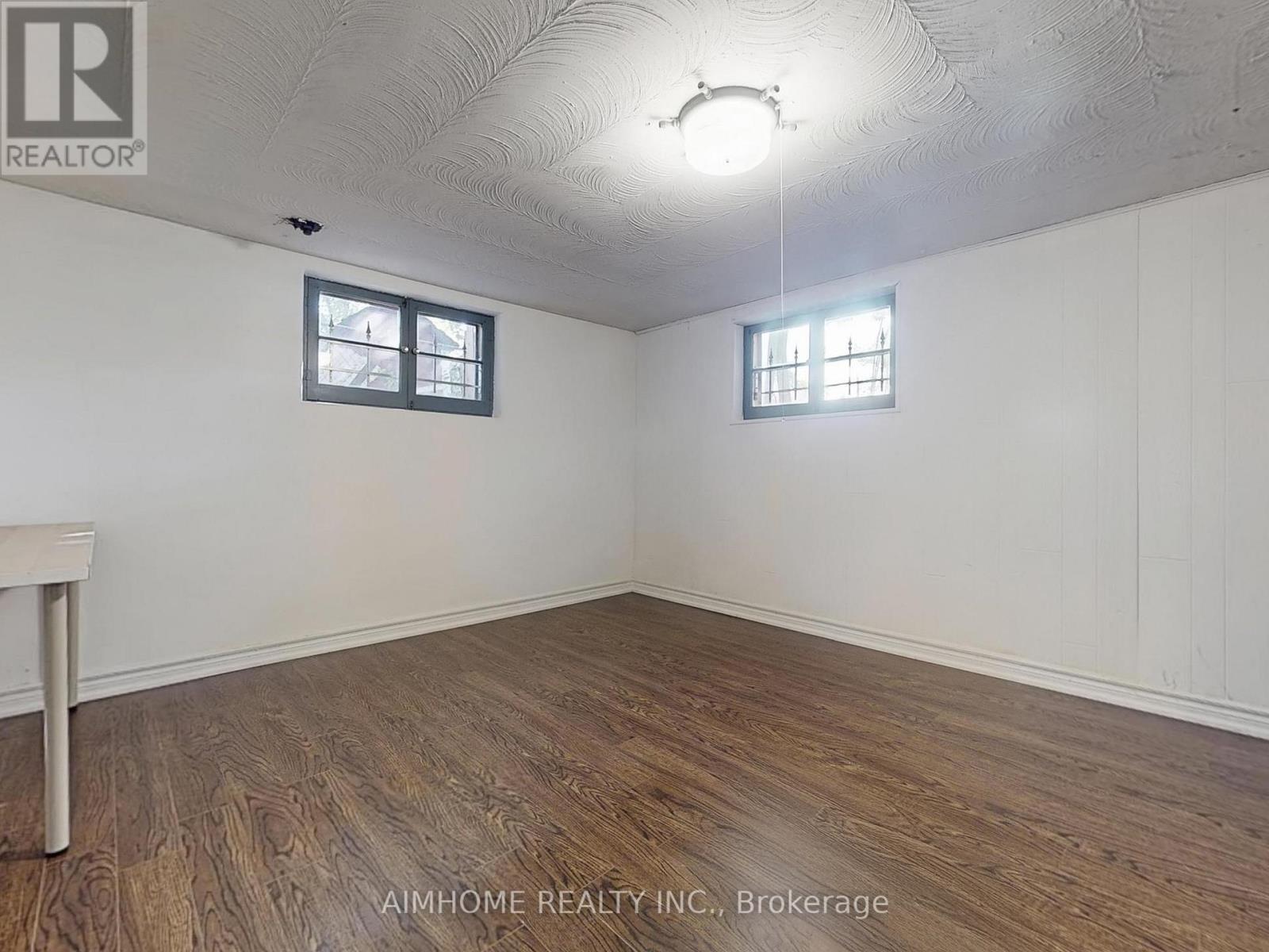 61 Talbot Road, Toronto, Ontario  M2M 1S1 - Photo 33 - C12726352