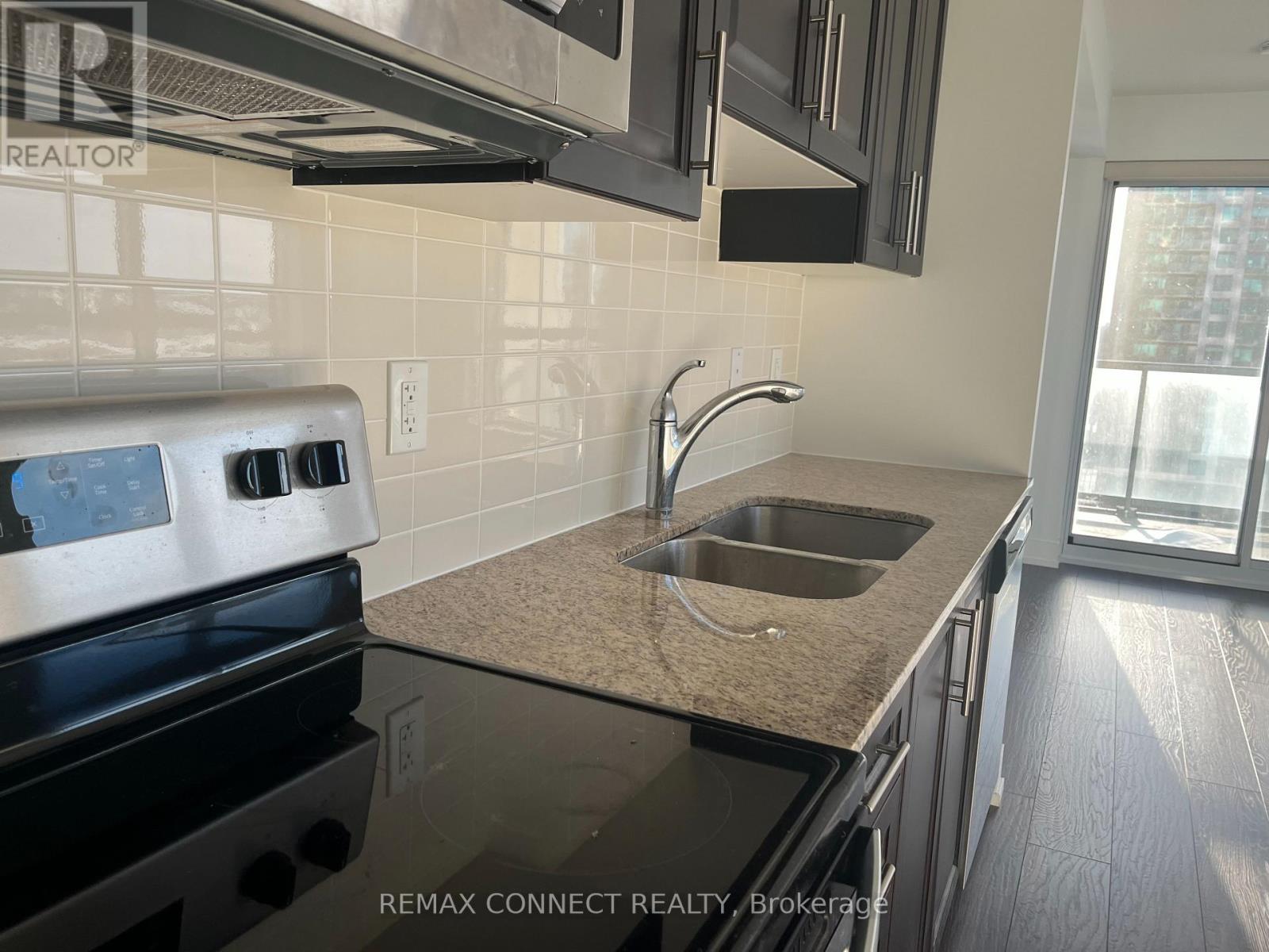 809 - 1255 Bayly Street, Pickering, Ontario  L1W 0C3 - Photo 14 - E12726354