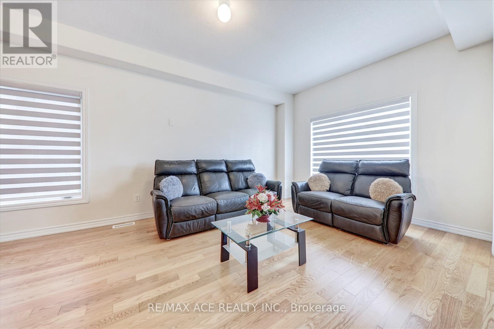 1097 Cameo Street, Pickering, Ontario  L1X 0L7 - Photo 12 - E12726364