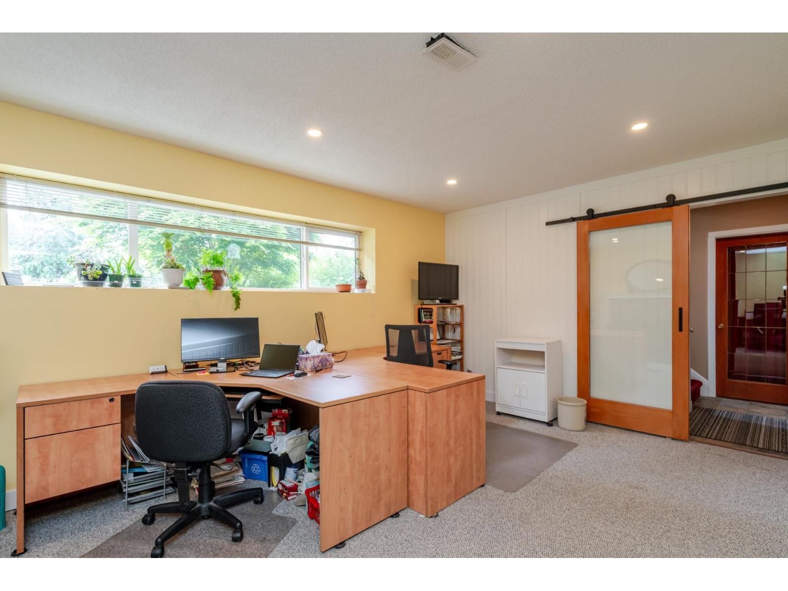 9756 Crown Crescent, Surrey, British Columbia  V3V 6H9 - Photo 27 - R3082769