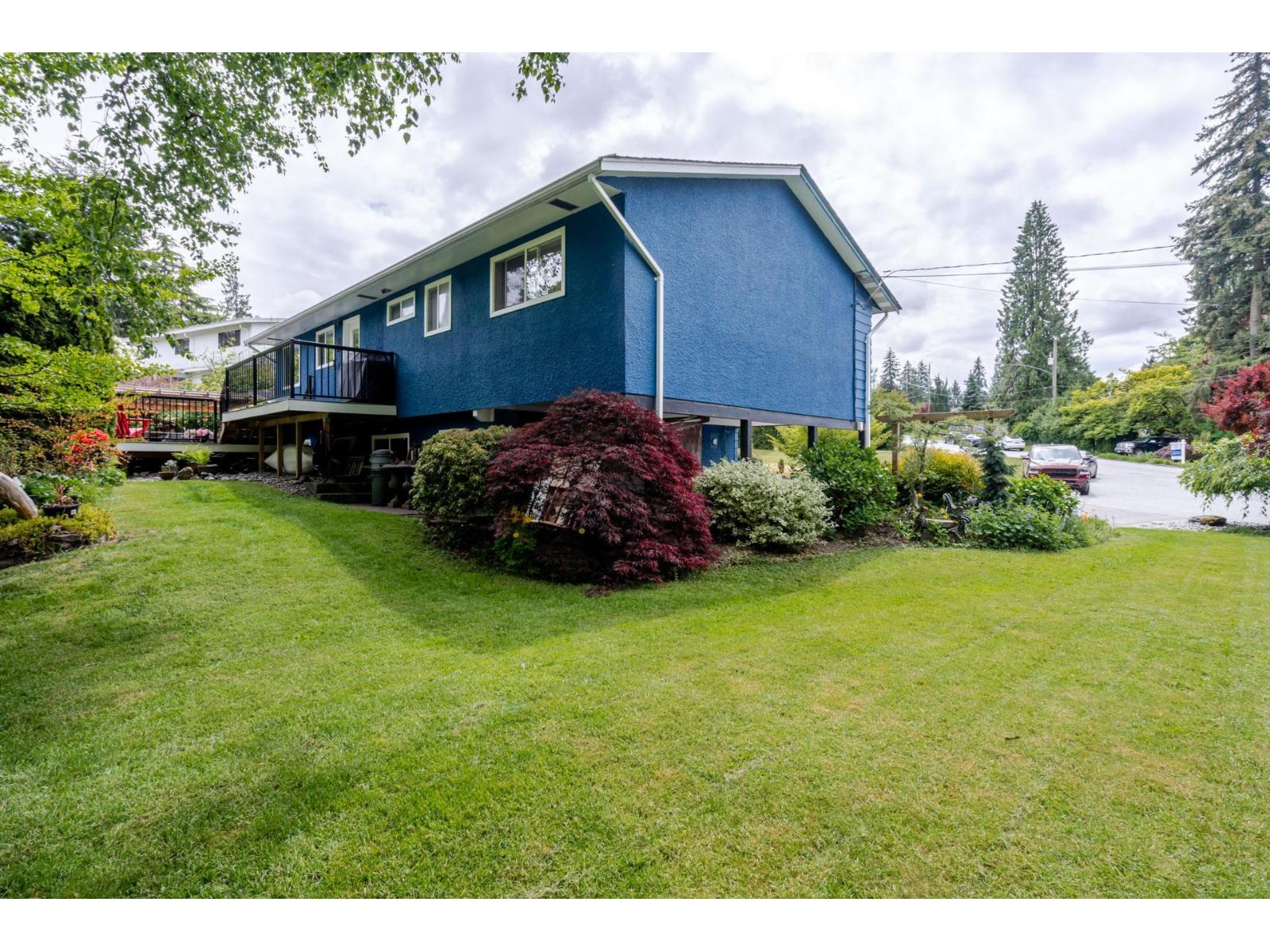 9756 Crown Crescent, Surrey, British Columbia  V3V 6H9 - Photo 31 - R3082769