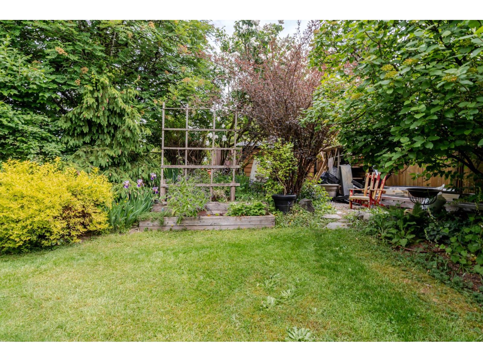 9756 Crown Crescent, Surrey, British Columbia  V3V 6H9 - Photo 36 - R3082769