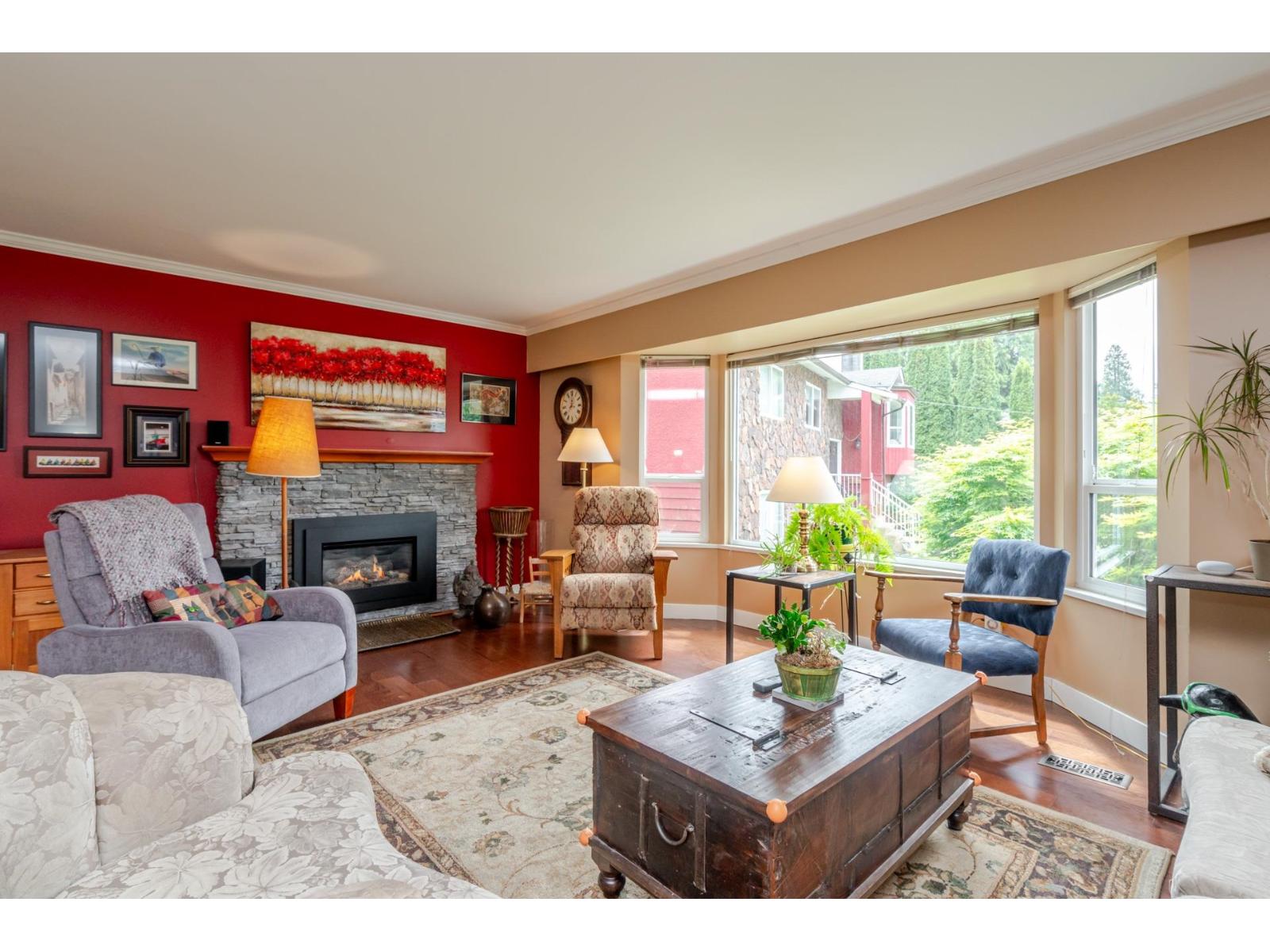 9756 Crown Crescent, Surrey, British Columbia  V3V 6H9 - Photo 4 - R3082769