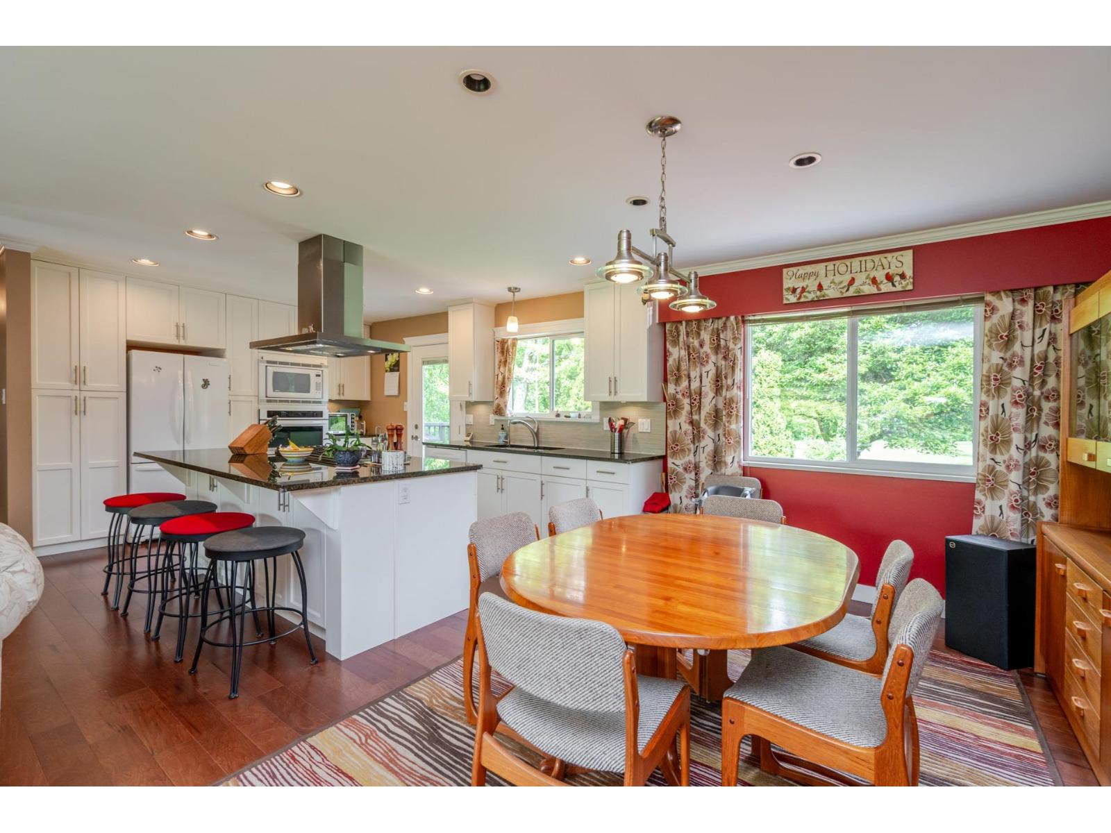 9756 Crown Crescent, Surrey, British Columbia  V3V 6H9 - Photo 8 - R3082769