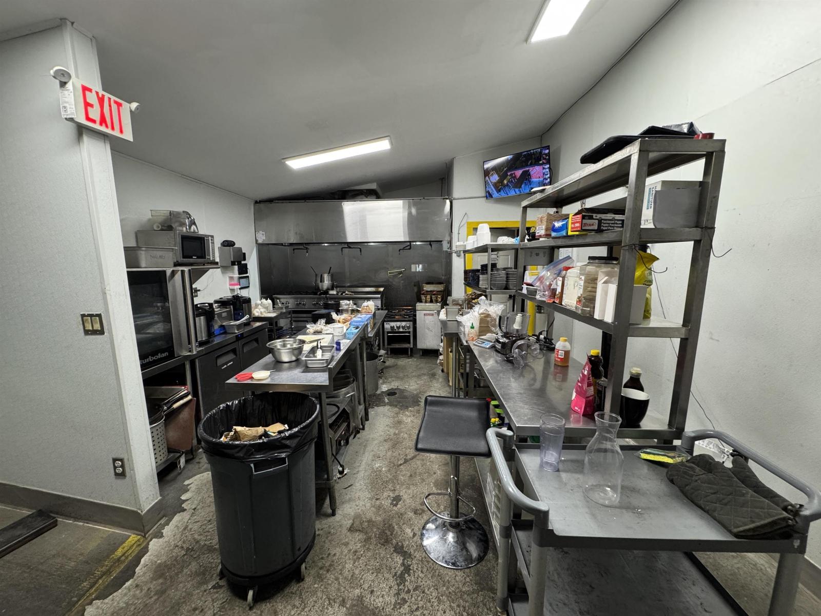 13565 King George Boulevard, Surrey, British Columbia  V3T 2V1 - Photo 13 - C8075507