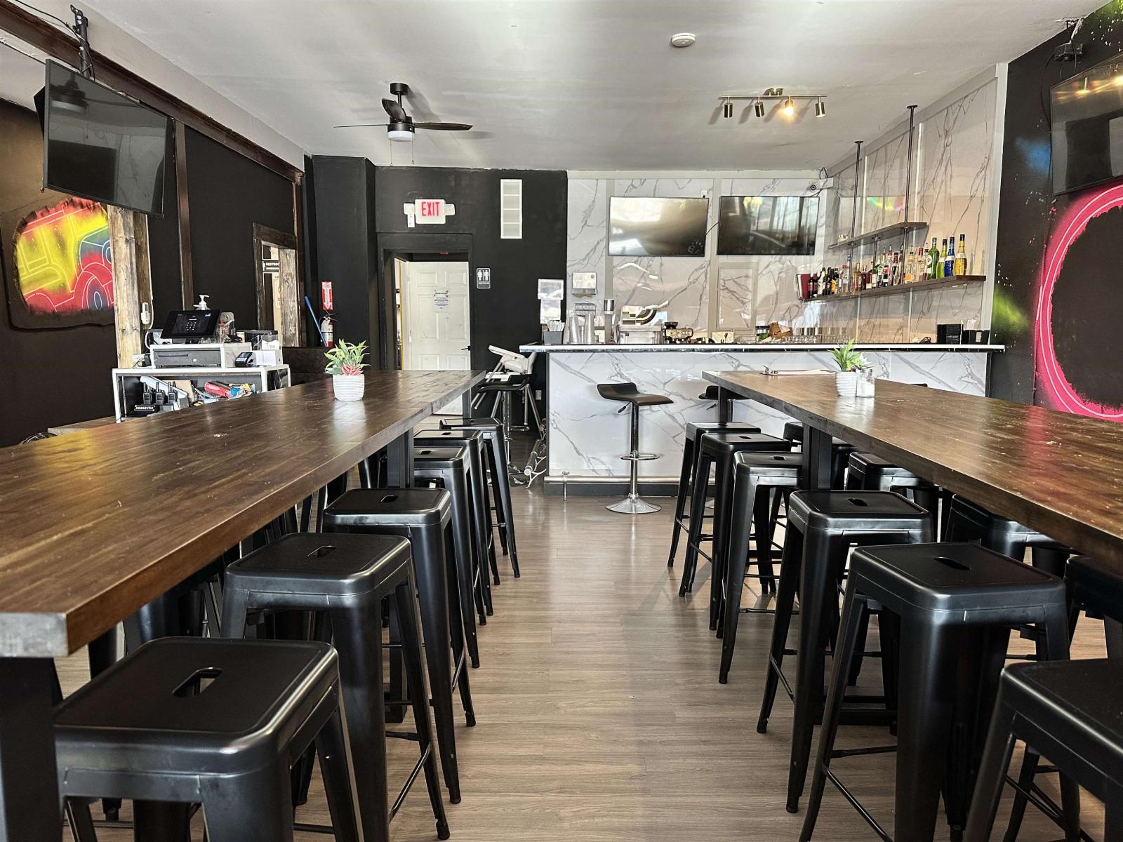 13565 King George Boulevard, Surrey, British Columbia  V3T 2V1 - Photo 3 - C8075507