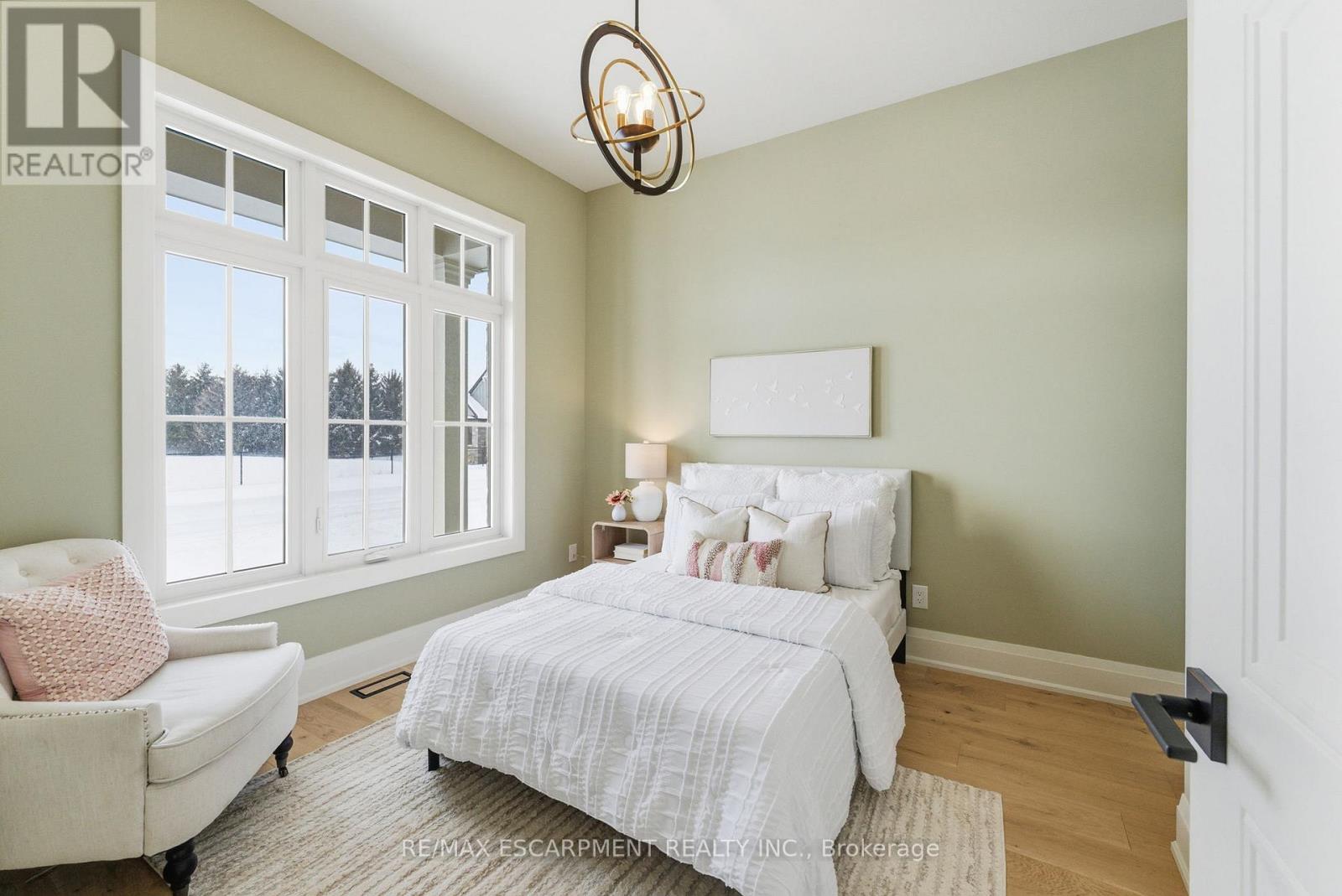 15 Oakley Drive, Niagara-On-The-Lake, Ontario  L0S 1J0 - Photo 20 - X12725060