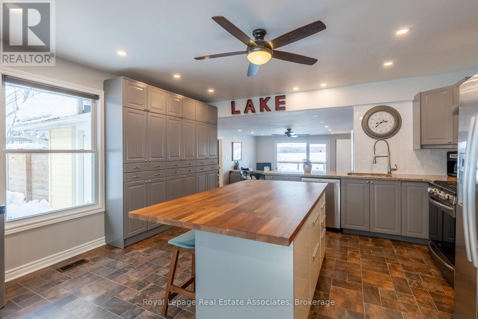 398 Gilbert Bay Lane, Wollaston, Ontario  K0L 1P0 - Photo 9 - X12726170