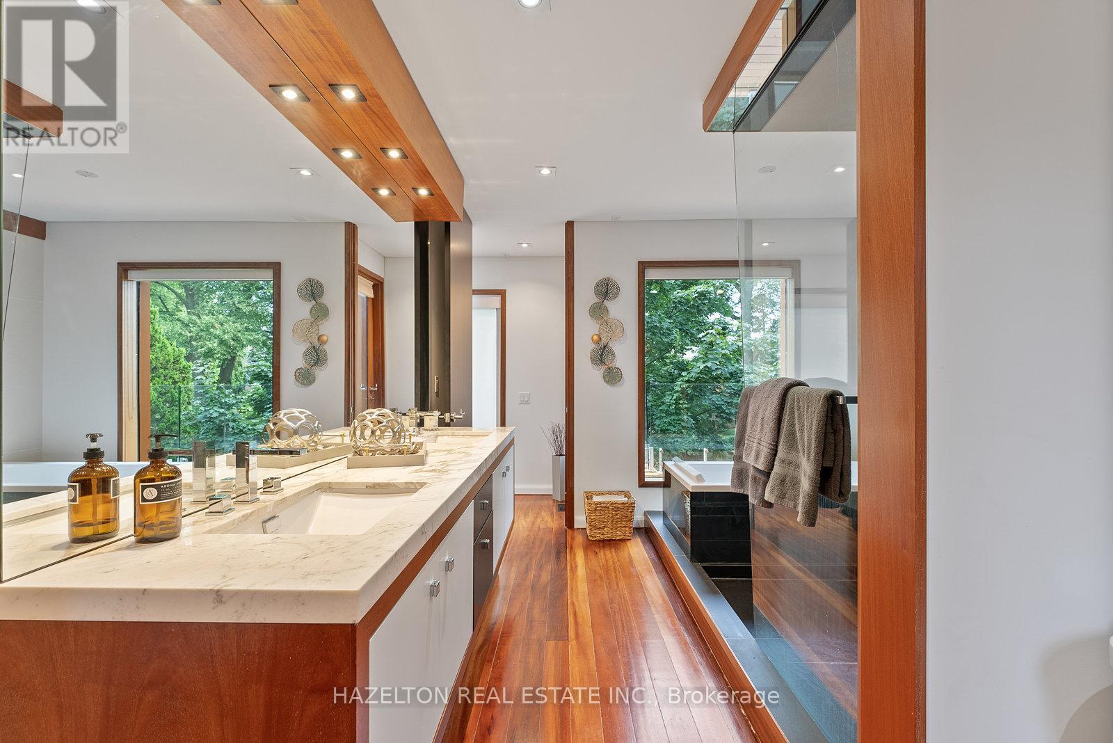 32 Regal Road, Toronto, Ontario  M6H 2J7 - Photo 18 - W12726328