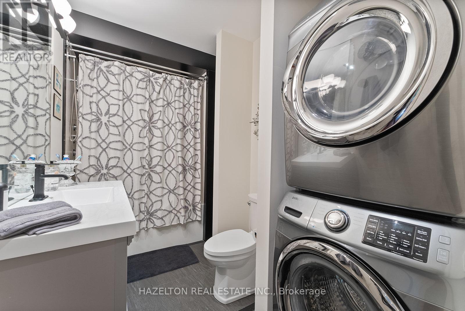 32 Regal Road, Toronto, Ontario  M6H 2J7 - Photo 32 - W12726328