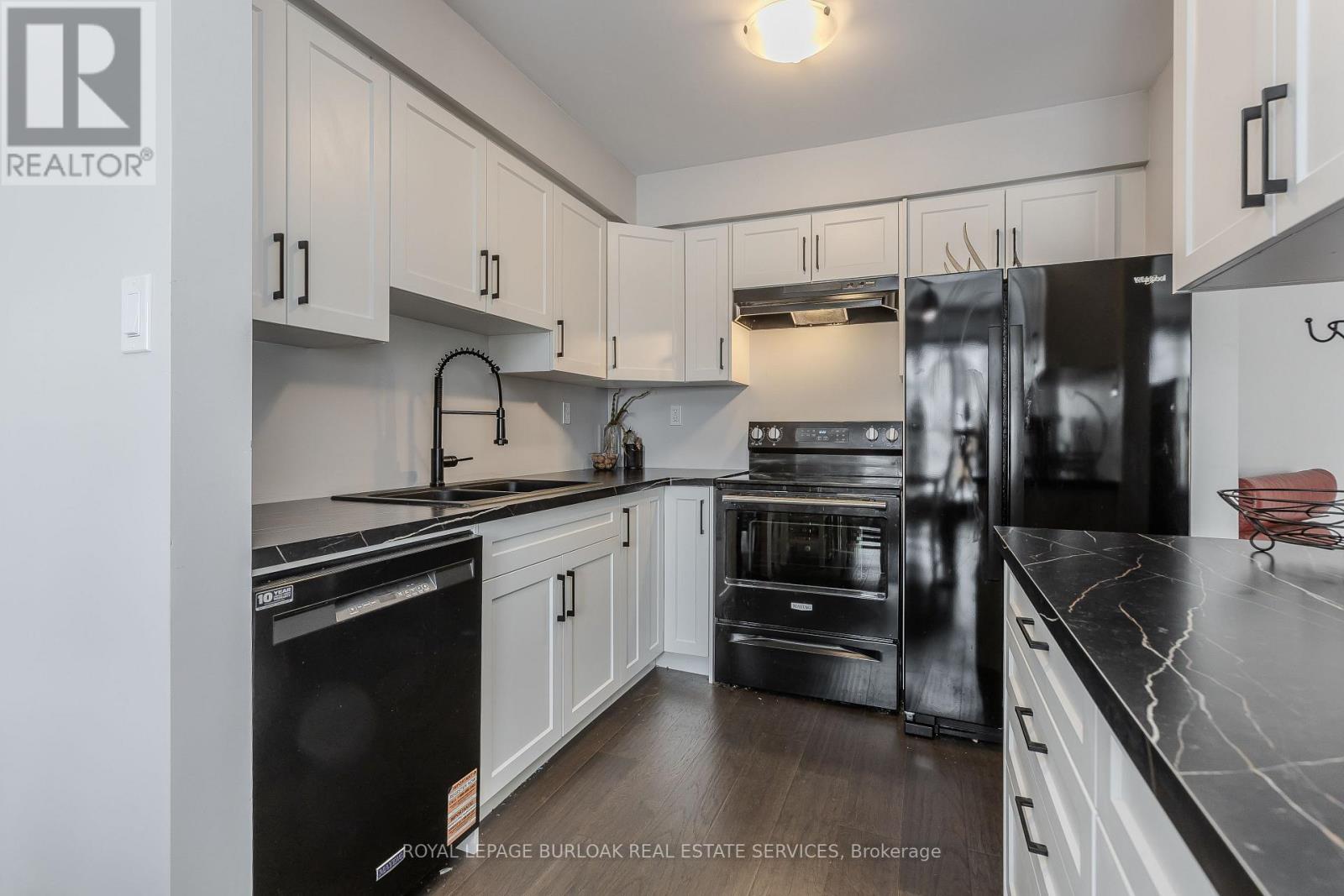 18 - 2185 Fairchild Boulevard, Burlington, Ontario  L7P 3P6 - Photo 7 - W12726340