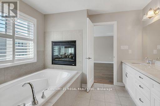 140 Cherryhurst Road, Oakville, Ontario  L6M 0W1 - Photo 47 - W12726356