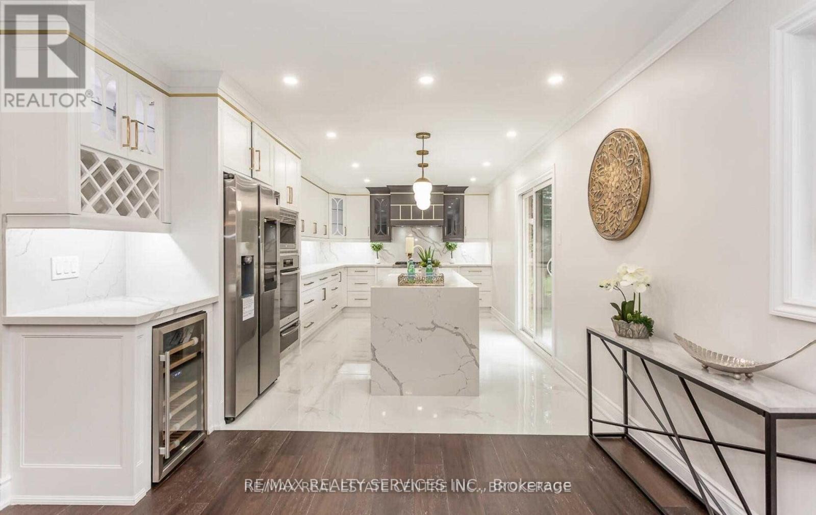 4 Blue Horizon Court, Caledon, Ontario  L7K 0V1 - Photo 4 - W12726378