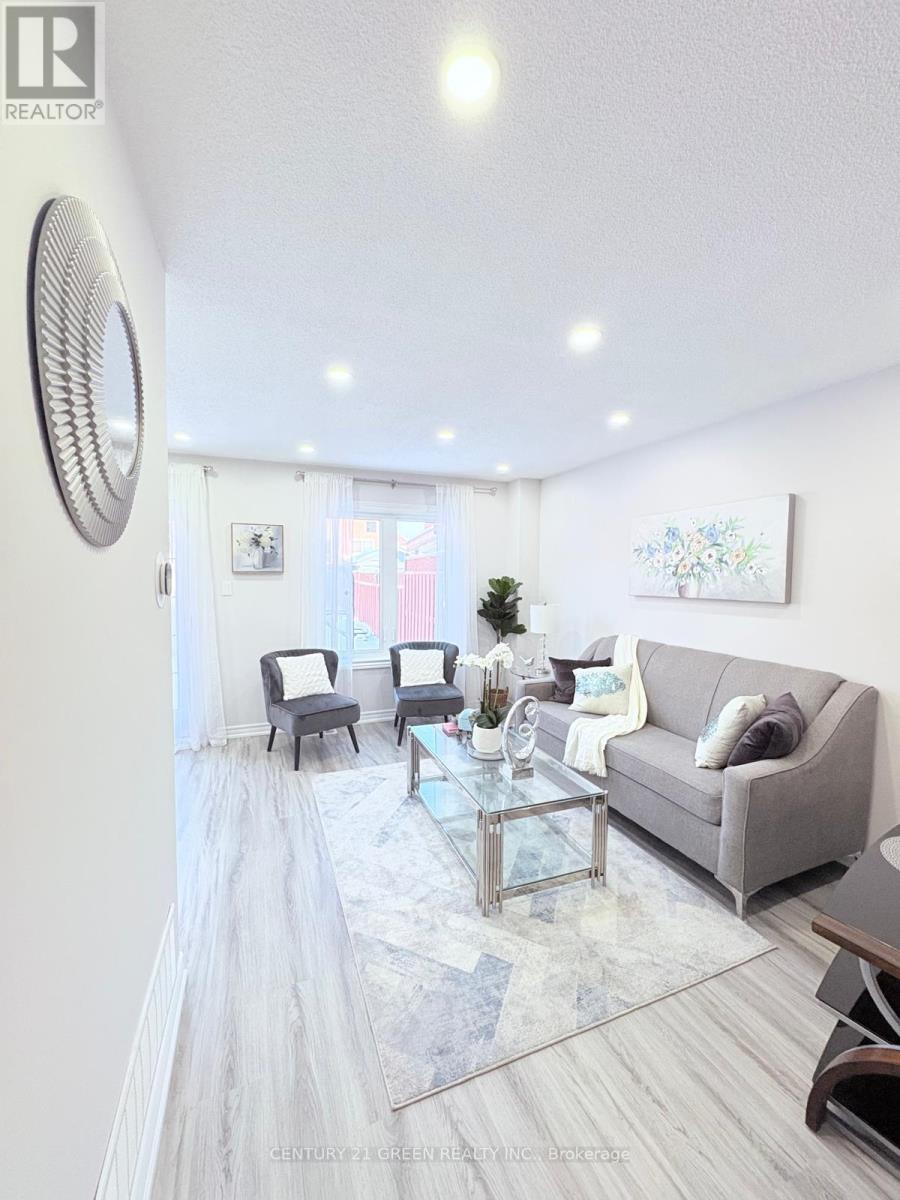 66 Millstone Drive, Brampton, Ontario  L6Y 4P8 - Photo 10 - W12726382