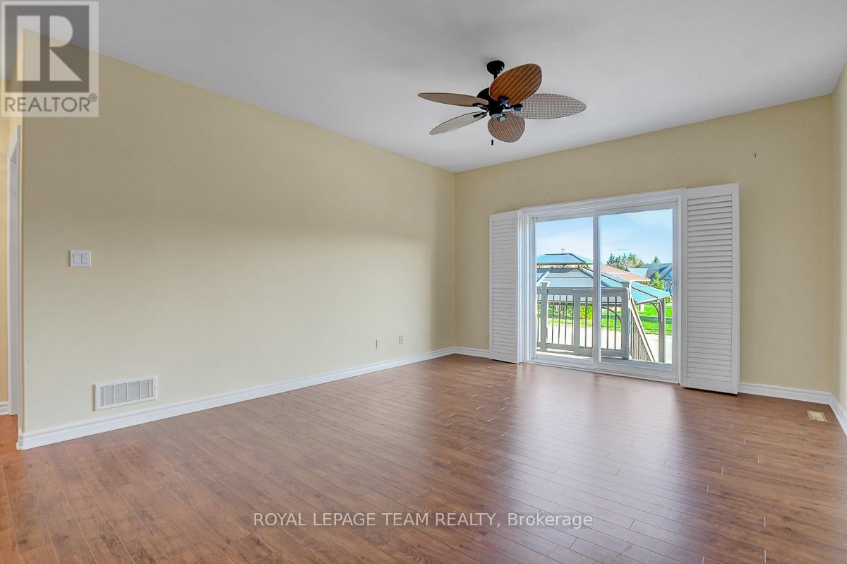 520 Clothier Street W, North Grenville, Ontario  K0G 1J0 - Photo 12 - X12711226