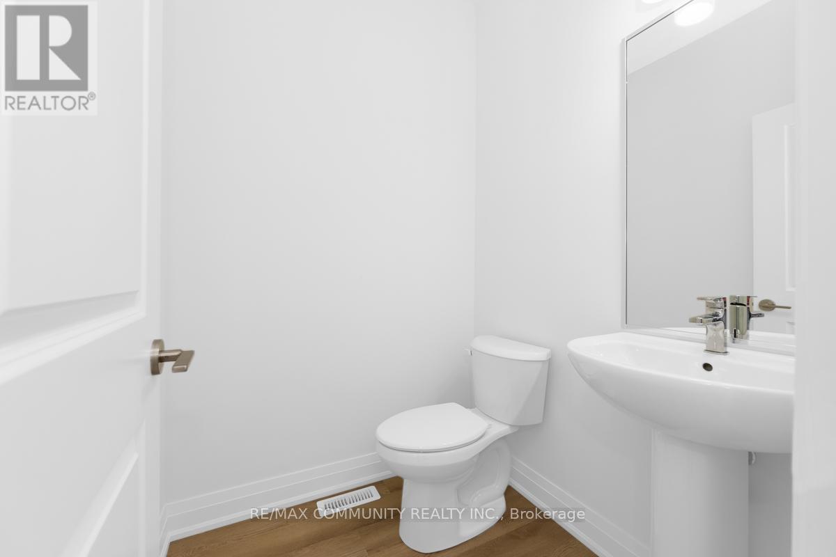 45 - 101 Swales Avenue, Strathroy-Caradoc, Ontario  N7G 1A8 - Photo 12 - X12726332