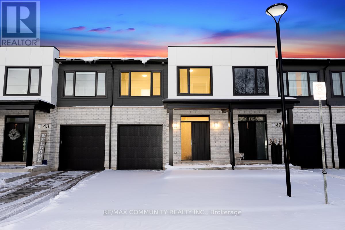 45 - 101 Swales Avenue, Strathroy-Caradoc, Ontario  N7G 1A8 - Photo 2 - X12726332