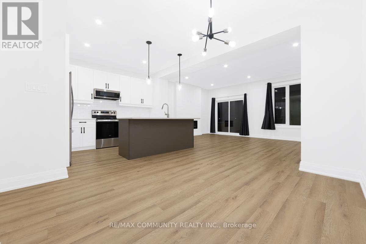 45 - 101 Swales Avenue, Strathroy-Caradoc, Ontario  N7G 1A8 - Photo 4 - X12726332