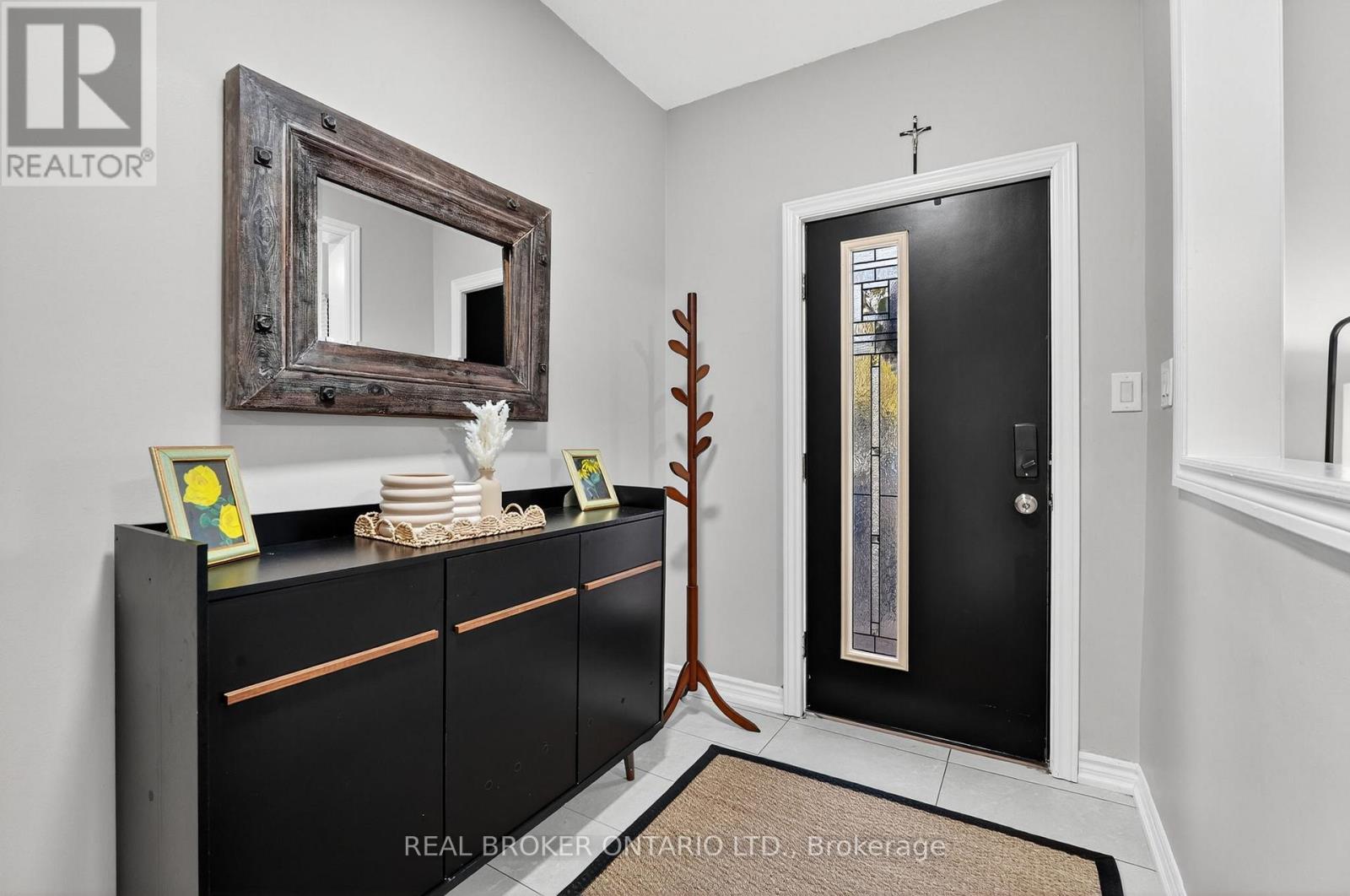 56 Francis Street, Hamilton, Ontario  L8L 3V3 - Photo 6 - X12726358