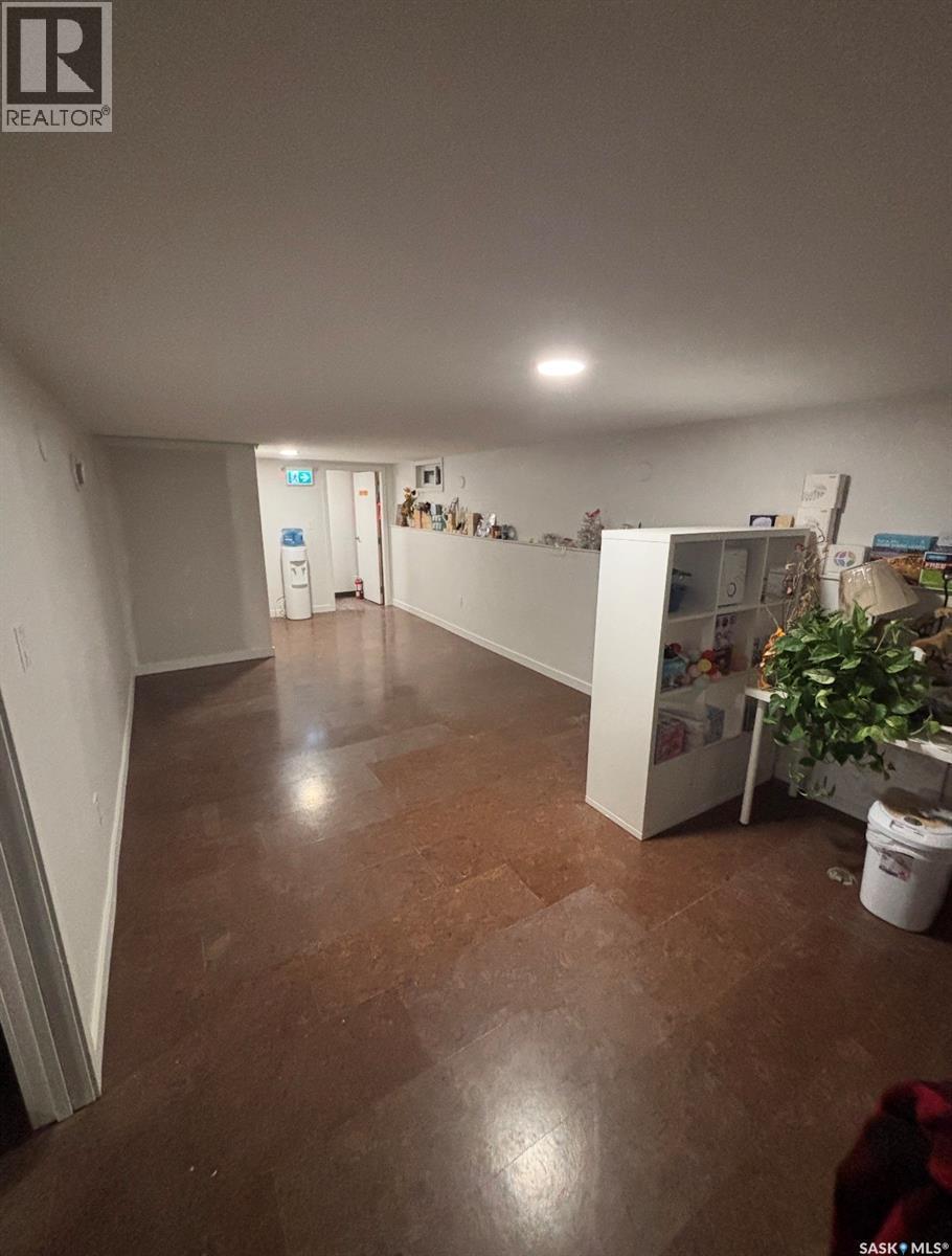 208 Central Street W, Warman, Saskatchewan  S0K 0A1 - Photo 9 - SK027120