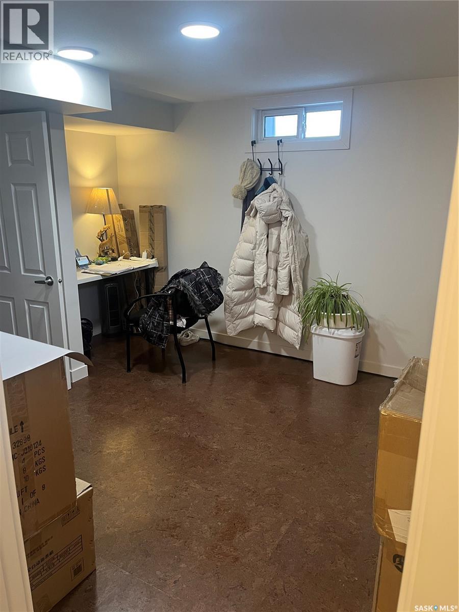 208 Central Street W, Warman, Saskatchewan  S0K 0A1 - Photo 10 - SK027120