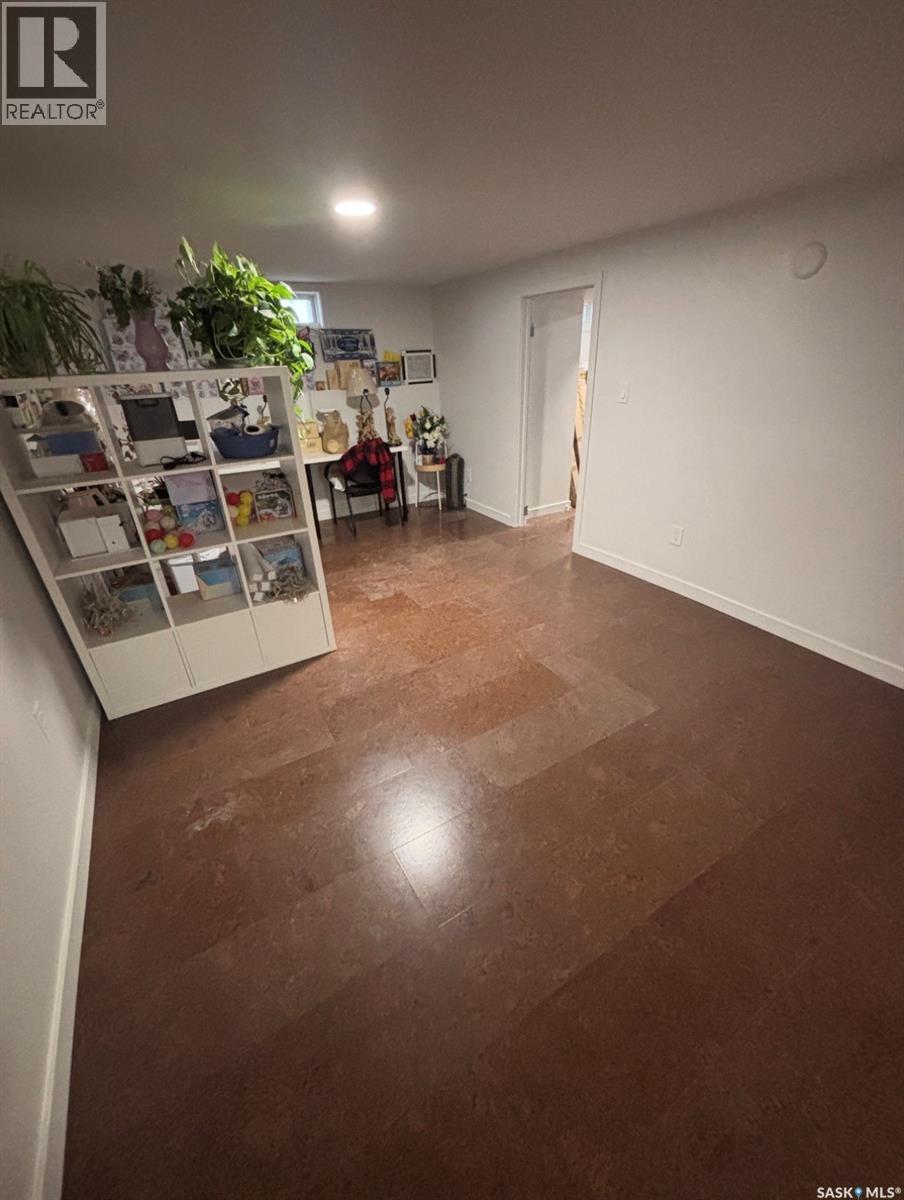 208 Central Street W, Warman, Saskatchewan  S0K 0A1 - Photo 6 - SK027120