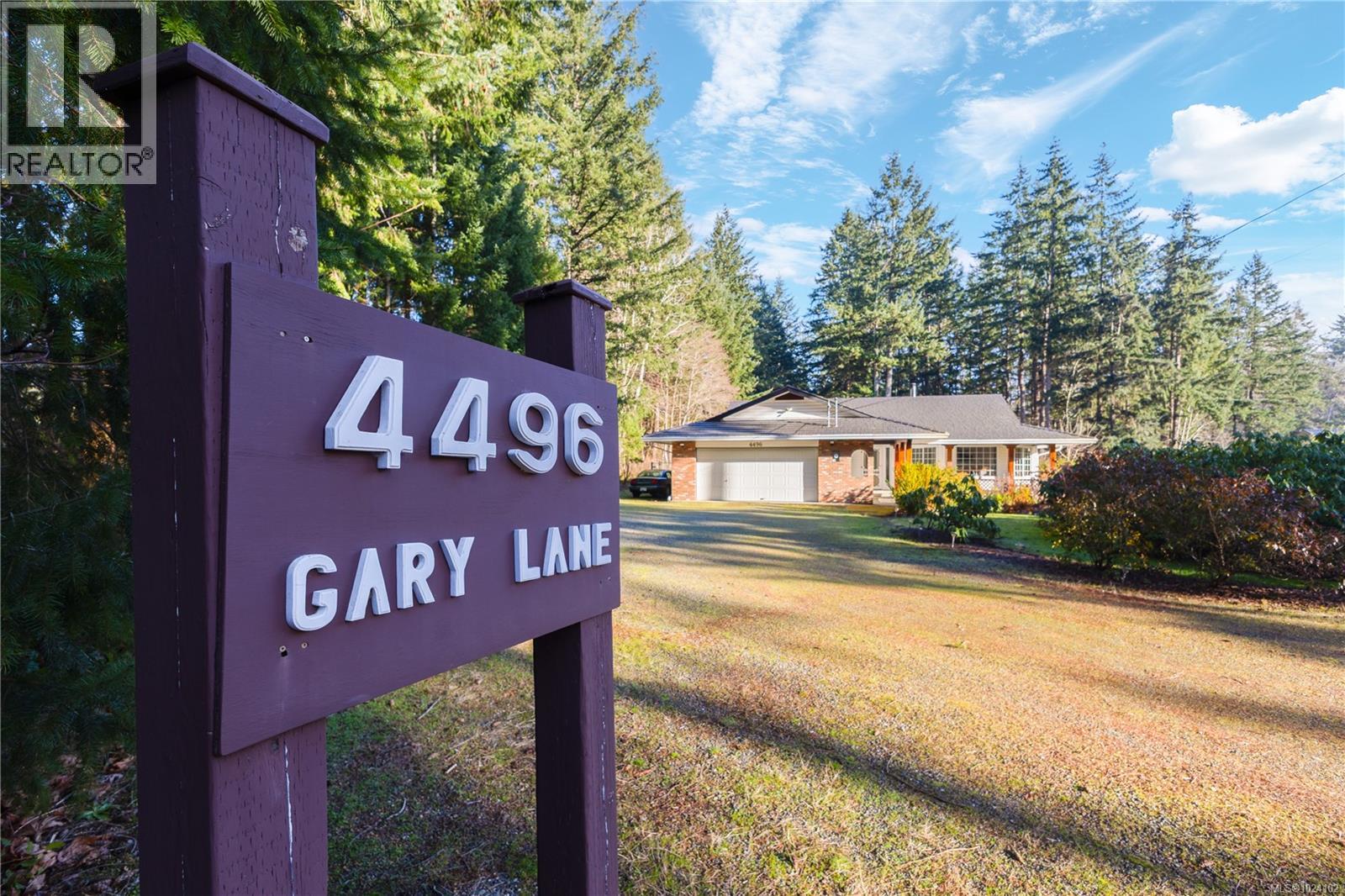 4496 Gary Lane, Campbell River, British Columbia