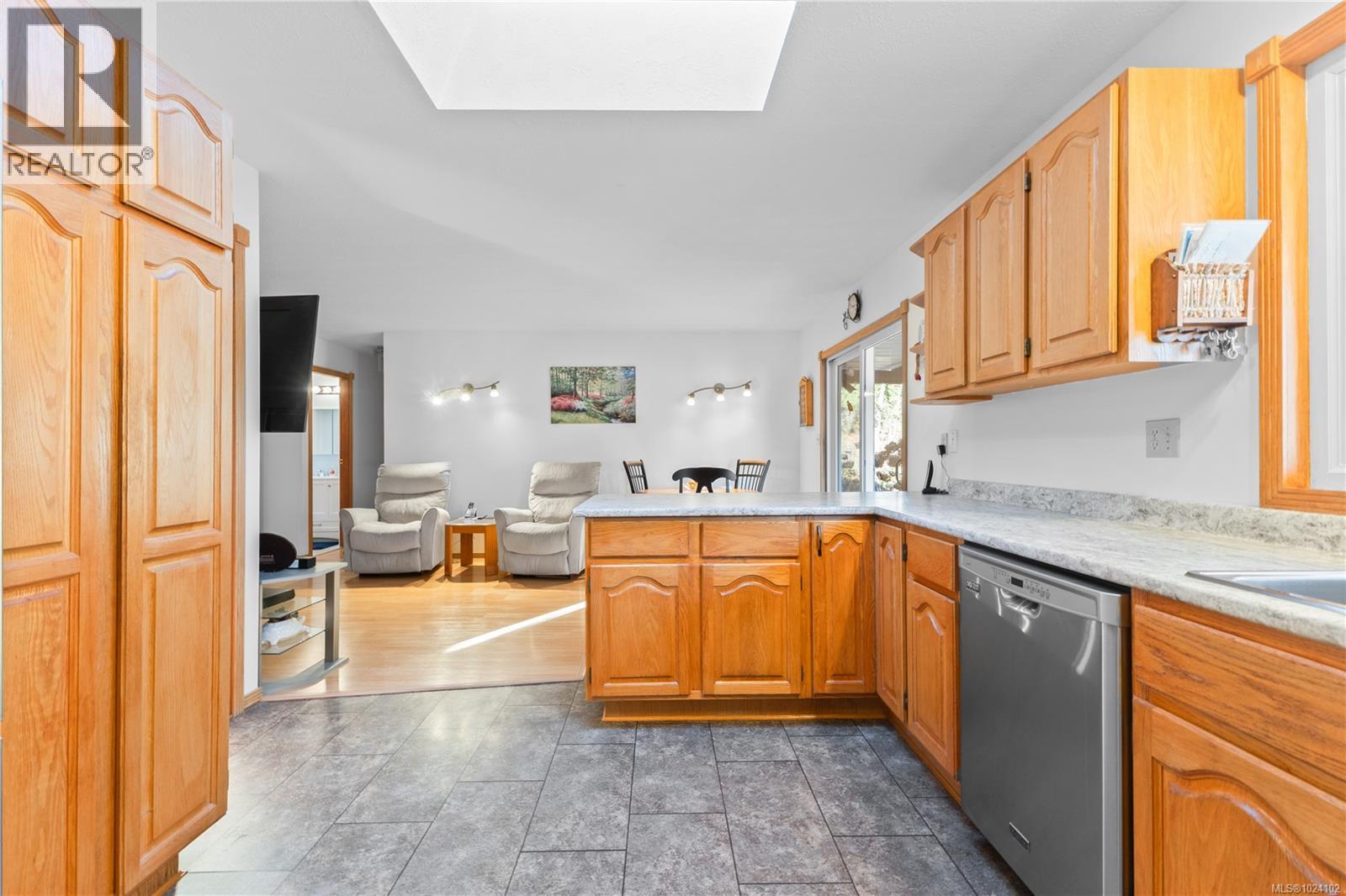 4496 Gary Lane, Campbell River, British Columbia  V9H 1B8 - Photo 6 - 1024102