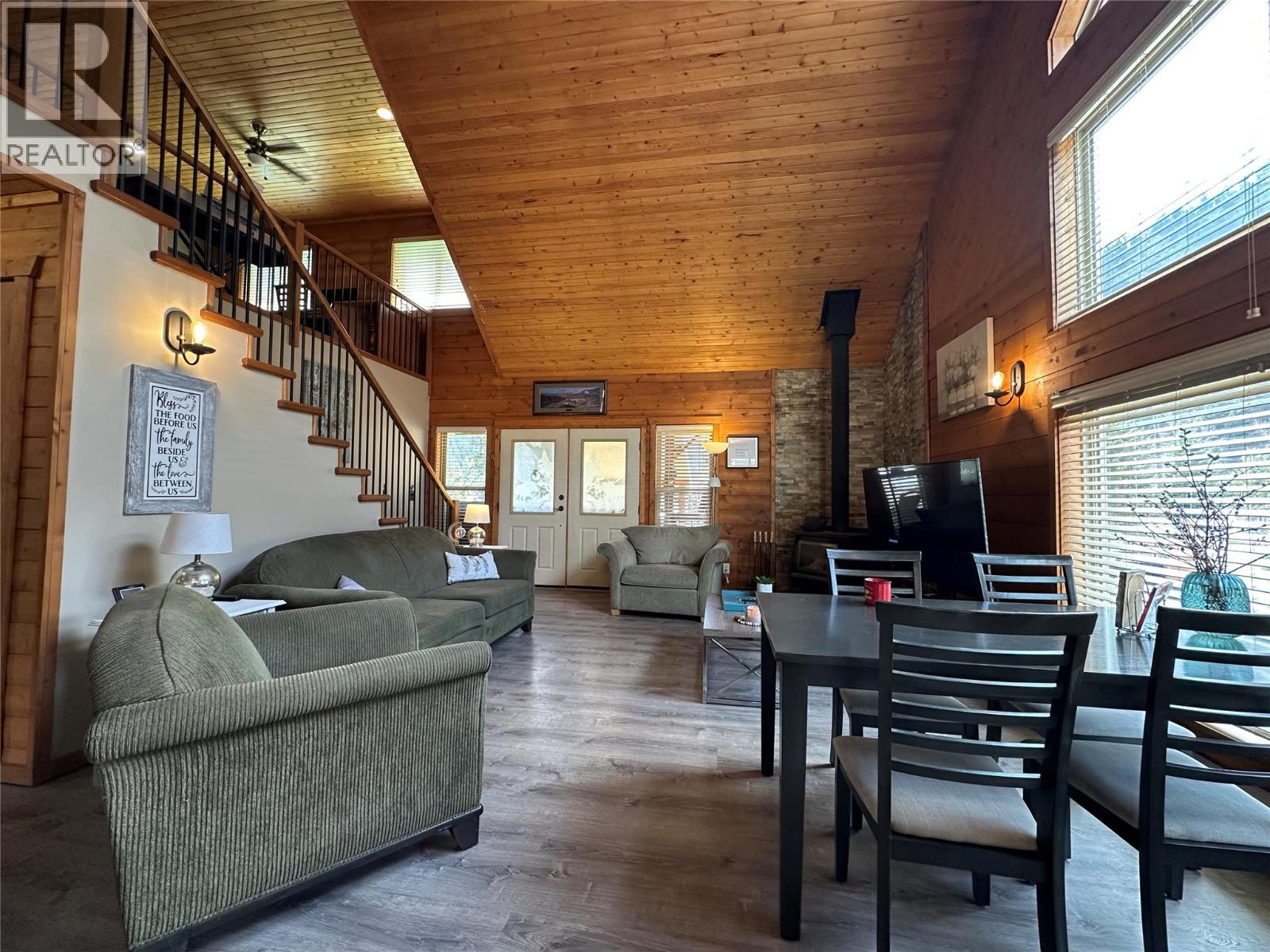 109 Missezula Lake Road, Princeton, British Columbia  V0X 1W0 - Photo 15 - 10373794