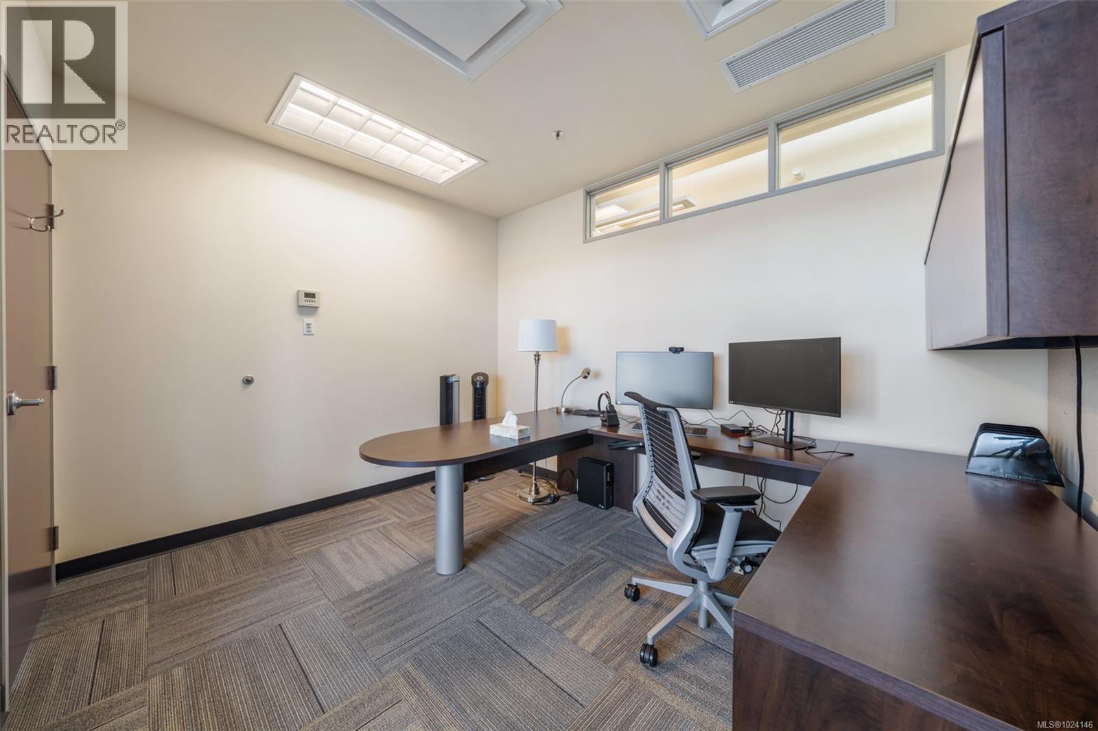 300-305 388 Harbour Rd, Victoria, British Columbia  V9A 3S1 - Photo 24 - 1024146