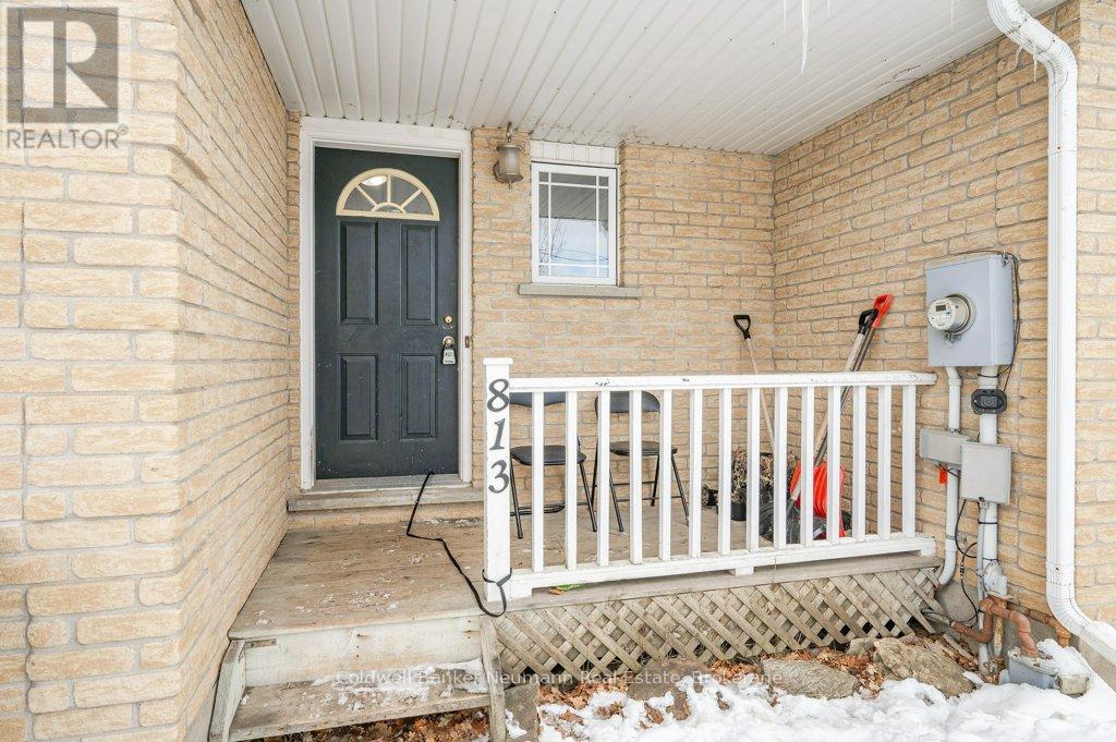 813 Edinburgh Road S, Guelph, Ontario  N1G 4Z5 - Photo 2 - X12726396