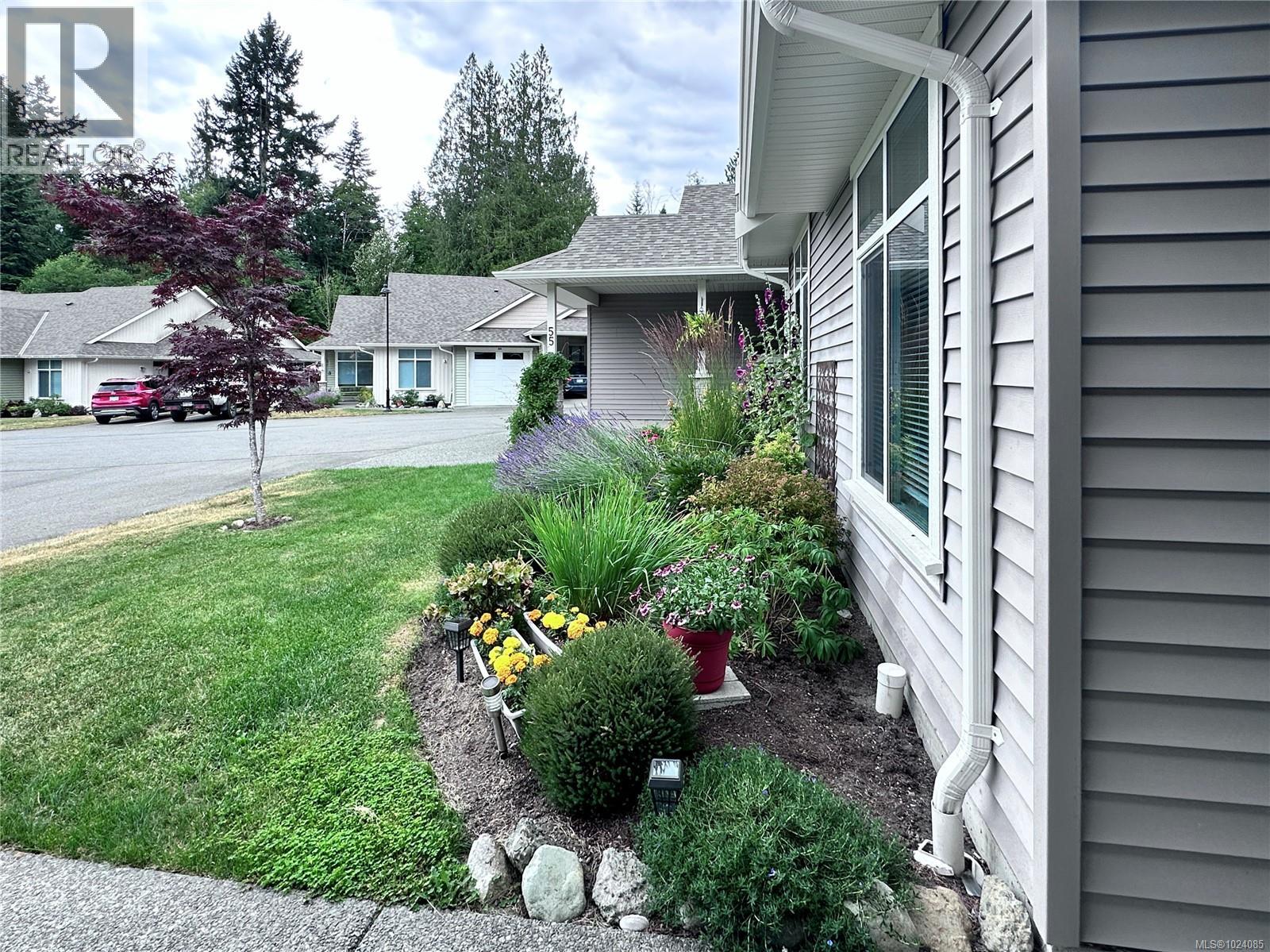 54 300 Grosskleg Way, Lake Cowichan, British Columbia  V0R 2G1 - Photo 3 - 1024085