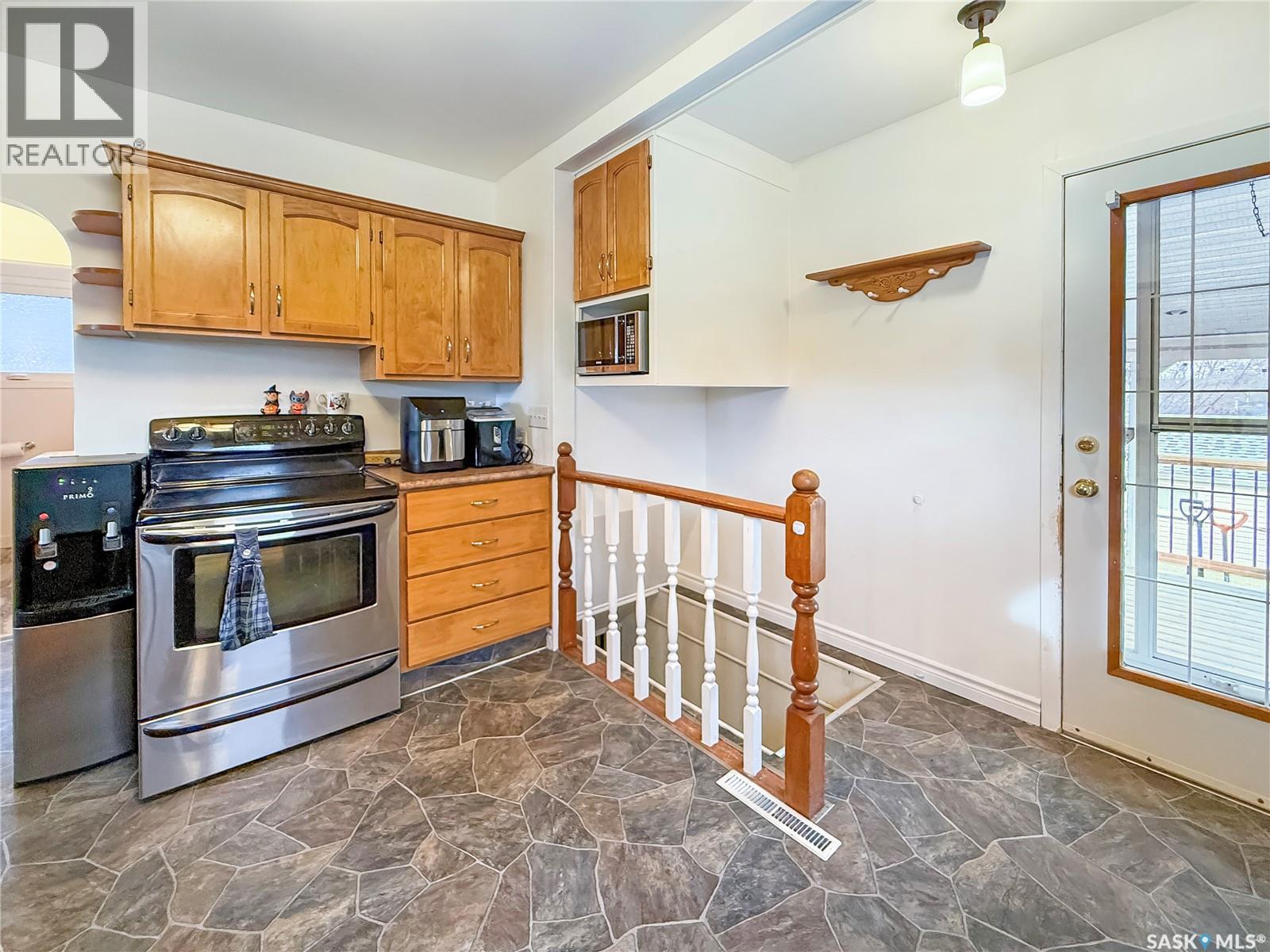 1080 4th Street E, Prince Albert, Saskatchewan  S6V 0K9 - Photo 11 - SK022185