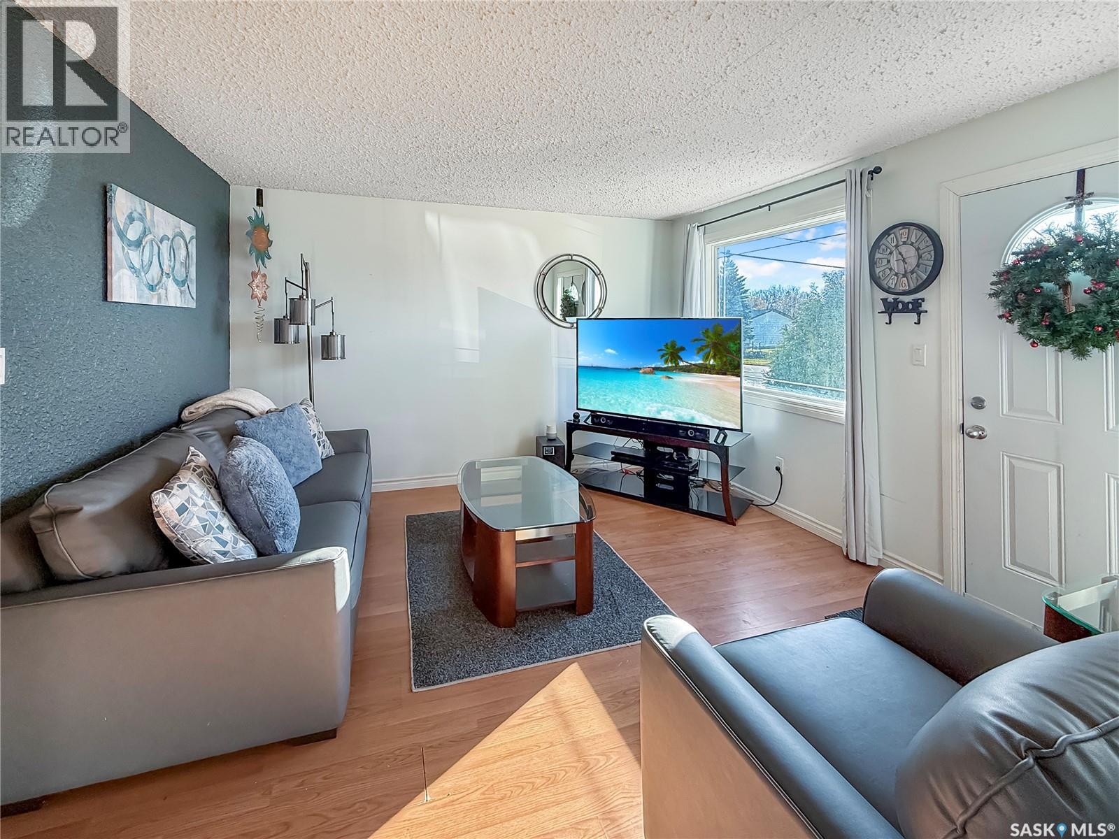 1080 4th Street E, Prince Albert, Saskatchewan  S6V 0K9 - Photo 6 - SK022185