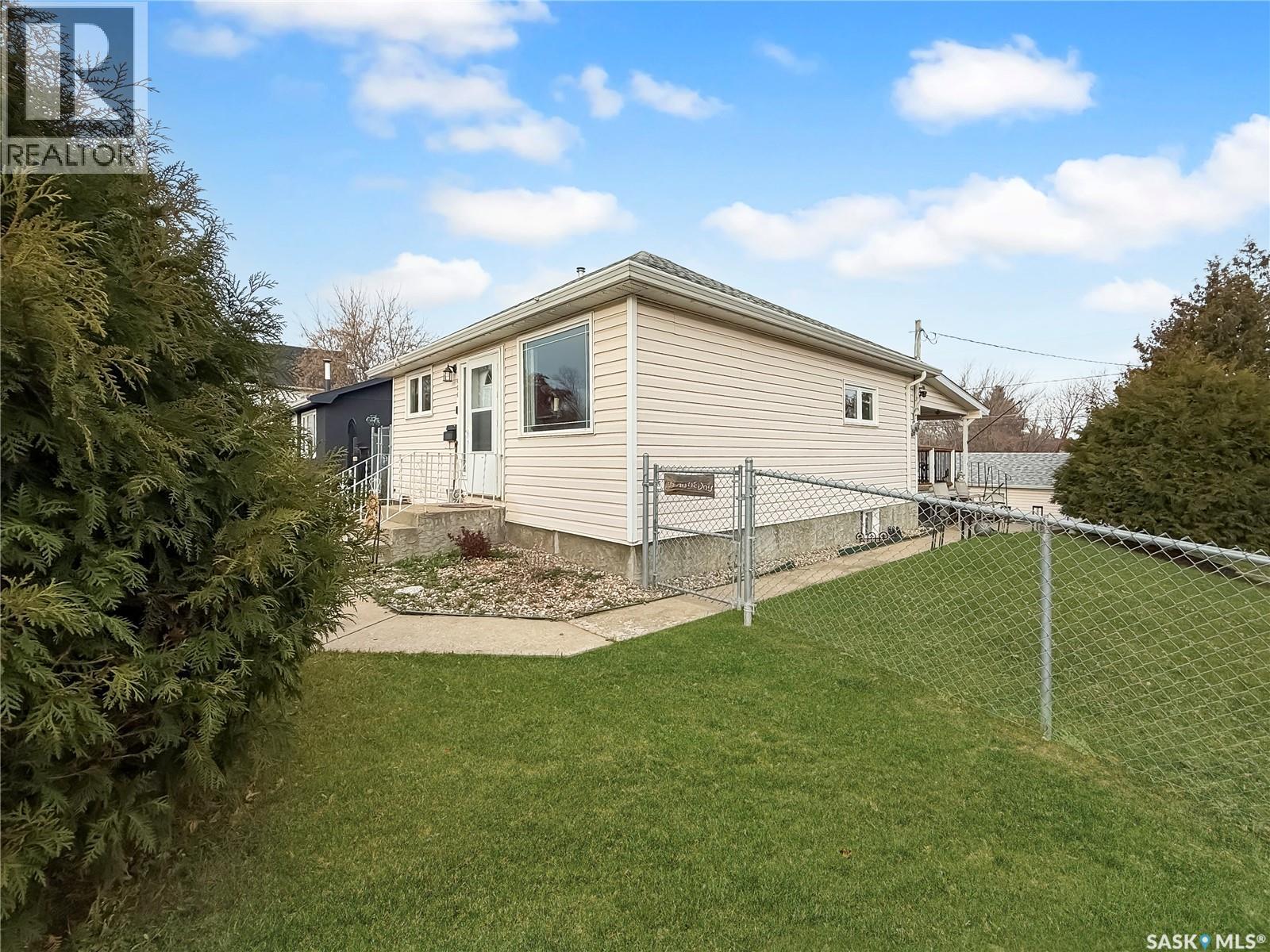 1080 4th Street E, Prince Albert, Saskatchewan  S6V 0K9 - Photo 35 - SK022185