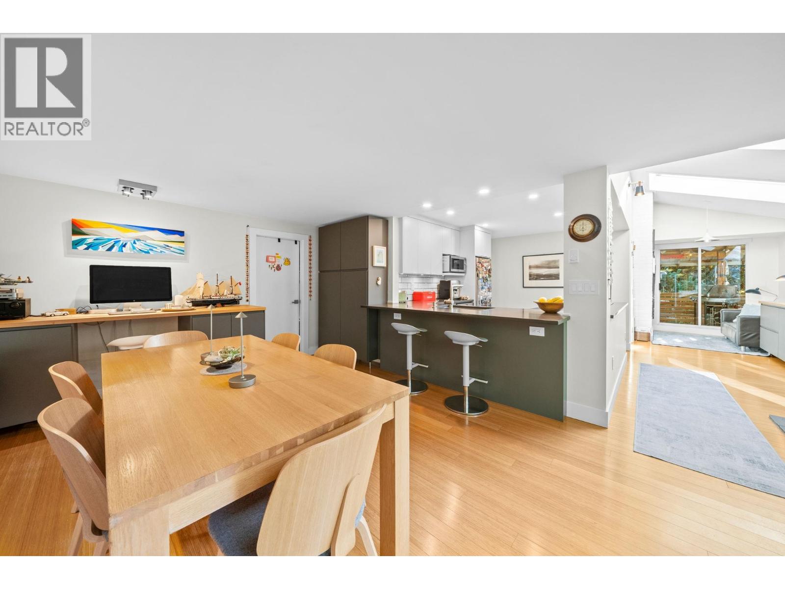 4462 Strathcona Road, North Vancouver, British Columbia  V7G 1G3 - Photo 11 - R3082123