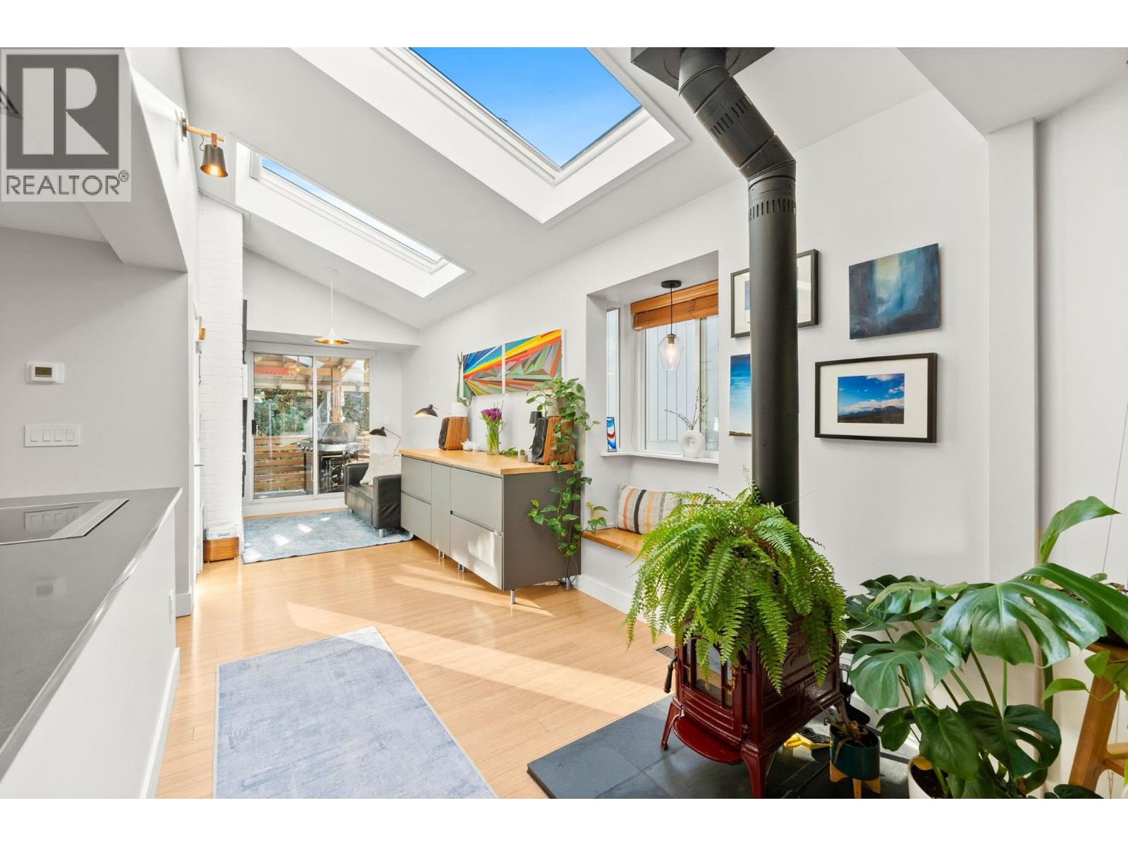 4462 Strathcona Road, North Vancouver, British Columbia  V7G 1G3 - Photo 16 - R3082123