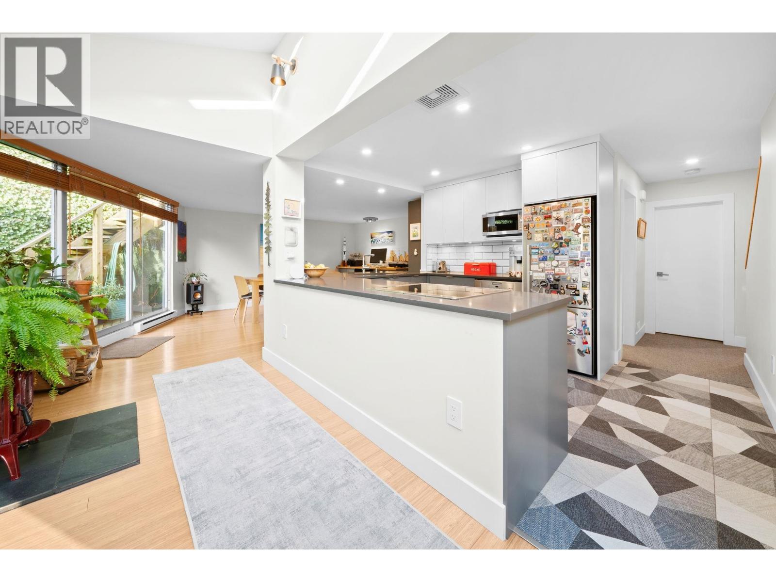 4462 Strathcona Road, North Vancouver, British Columbia  V7G 1G3 - Photo 14 - R3082123