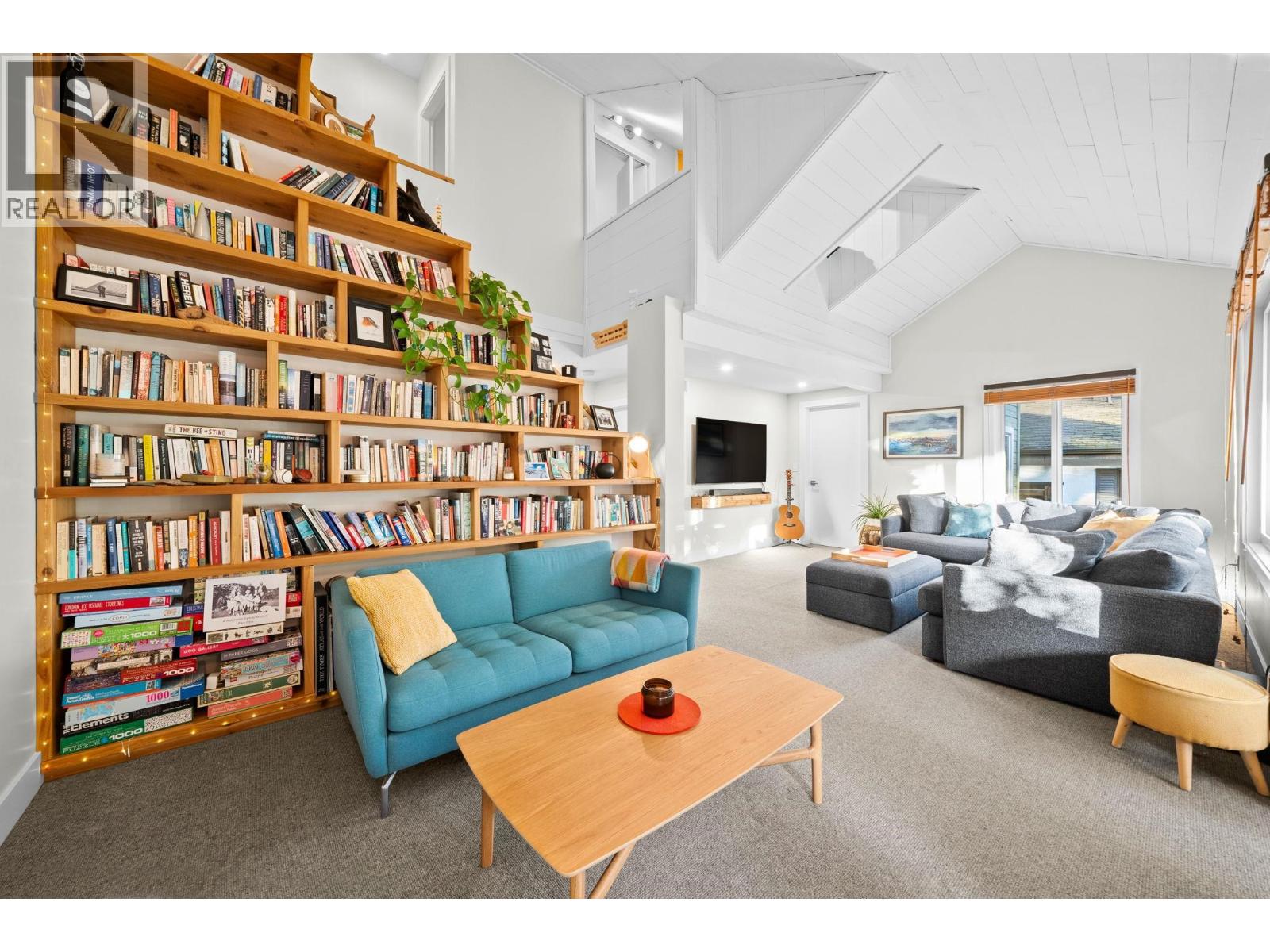 4462 Strathcona Road, North Vancouver, British Columbia  V7G 1G3 - Photo 9 - R3082123