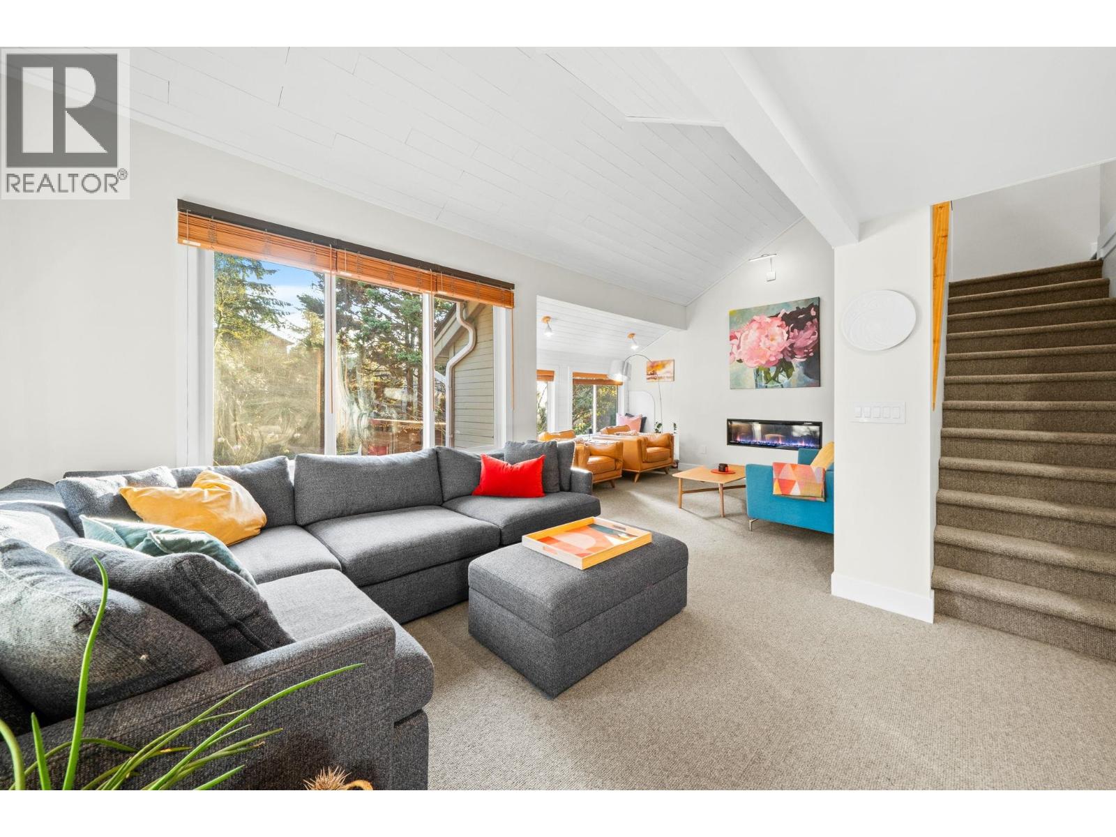 4462 Strathcona Road, North Vancouver, British Columbia  V7G 1G3 - Photo 7 - R3082123