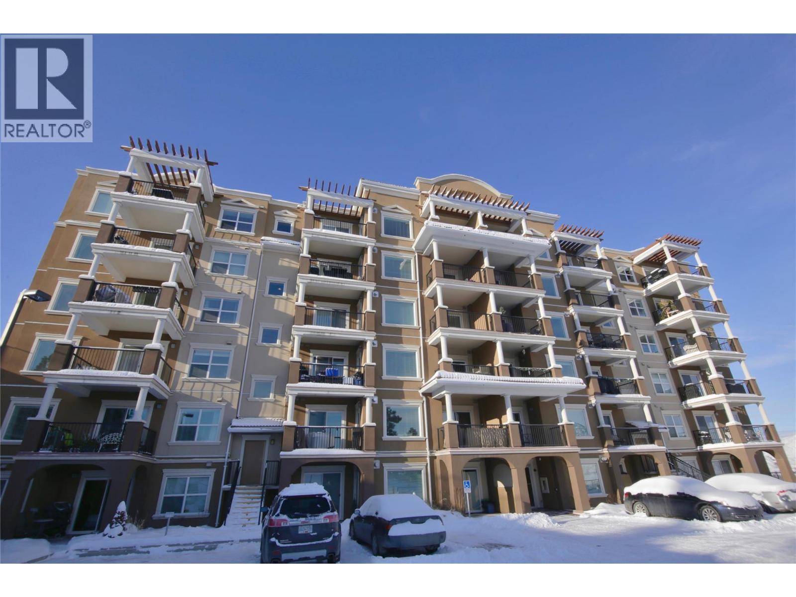 975 Victoria  W Street Unit# #301, Kamloops, British Columbia  V2C 0C2 - Photo 1 - 10373770
