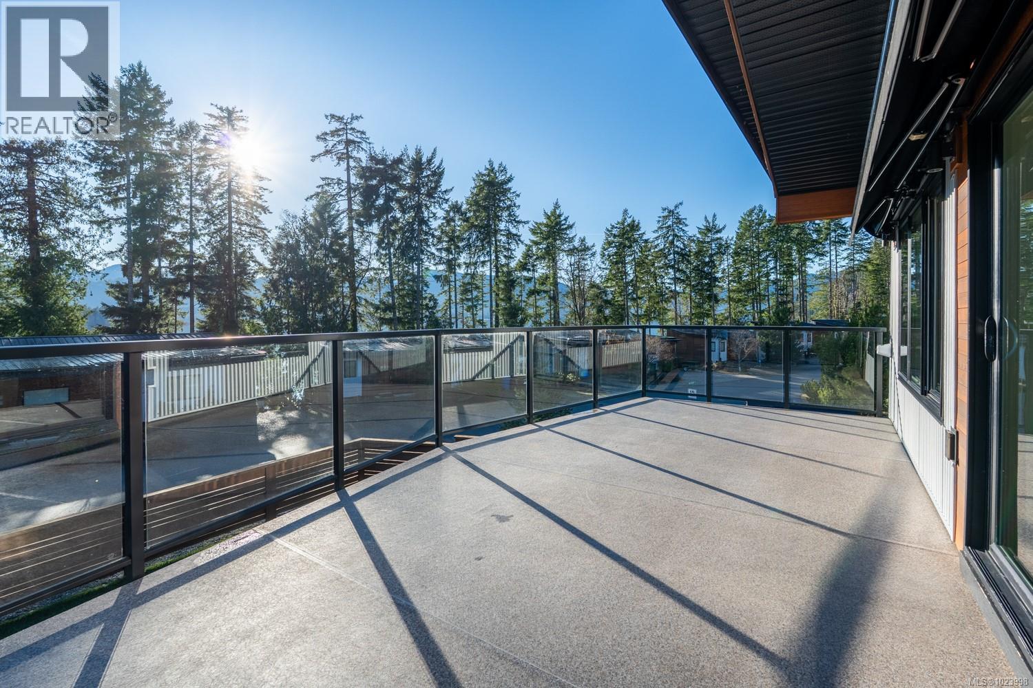 7420 Cottage Way, Lake Cowichan, British Columbia  V0R 2G1 - Photo 11 - 1023998