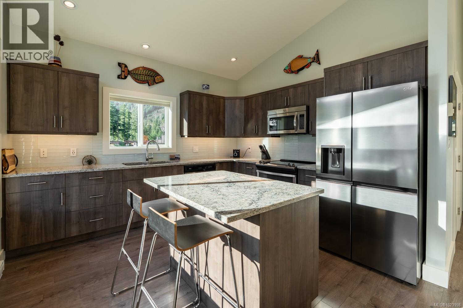 7420 Cottage Way, Lake Cowichan, British Columbia  V0R 2G1 - Photo 19 - 1023998