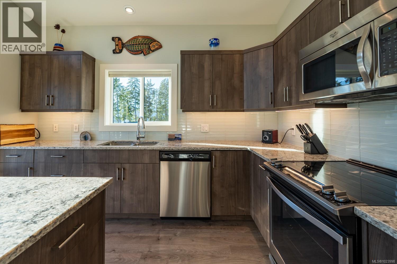 7420 Cottage Way, Lake Cowichan, British Columbia  V0R 2G1 - Photo 20 - 1023998