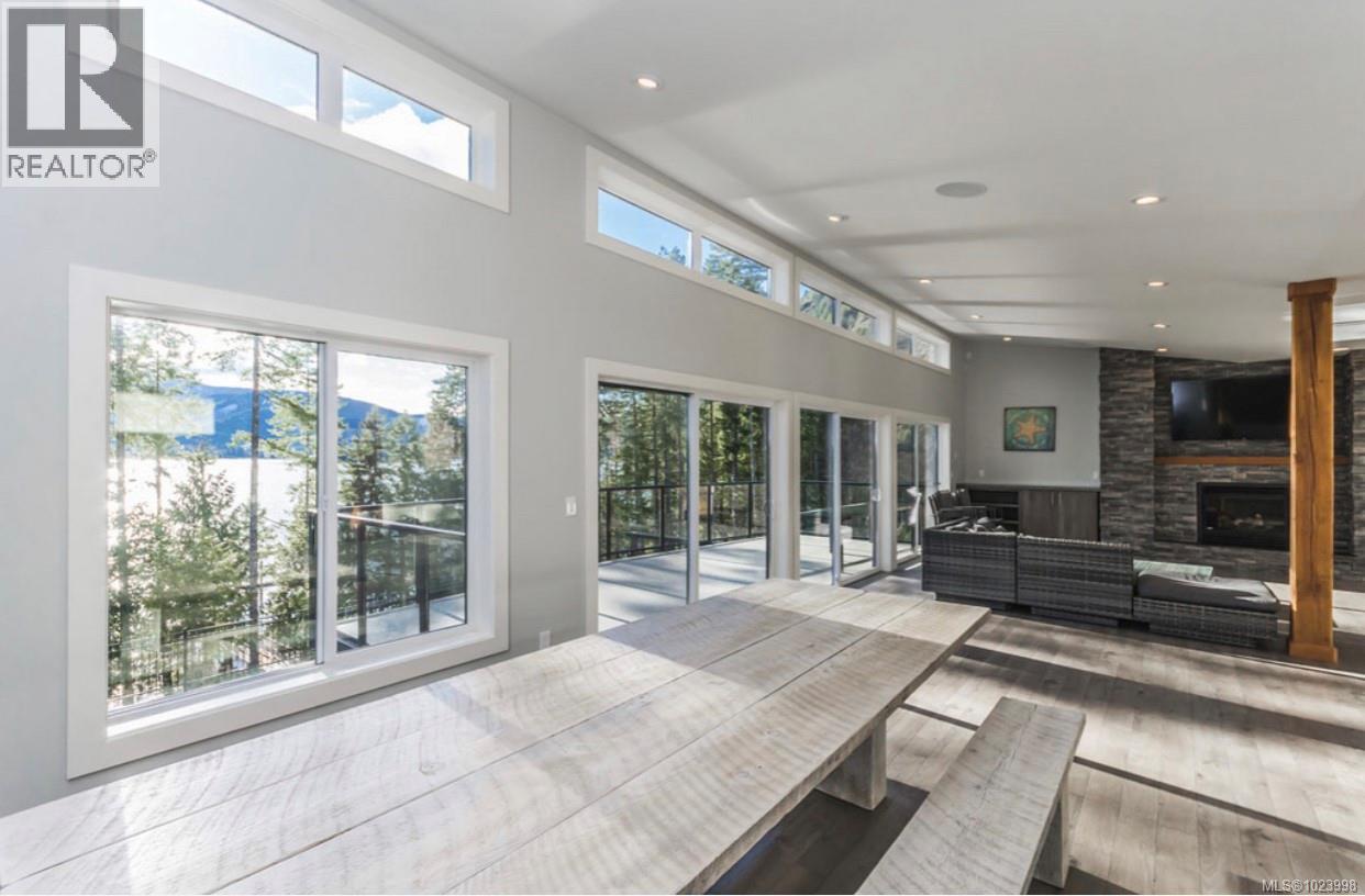 7420 Cottage Way, Lake Cowichan, British Columbia  V0R 2G1 - Photo 46 - 1023998