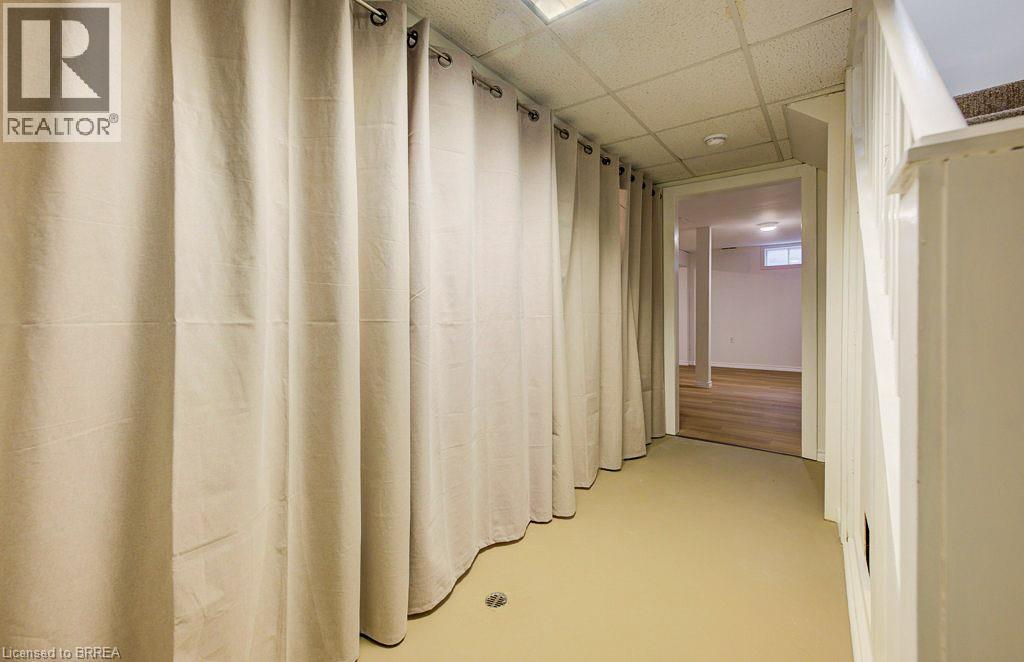 6 Emily Street, Paris, Ontario  N3L 1N5 - Photo 34 - 40799877