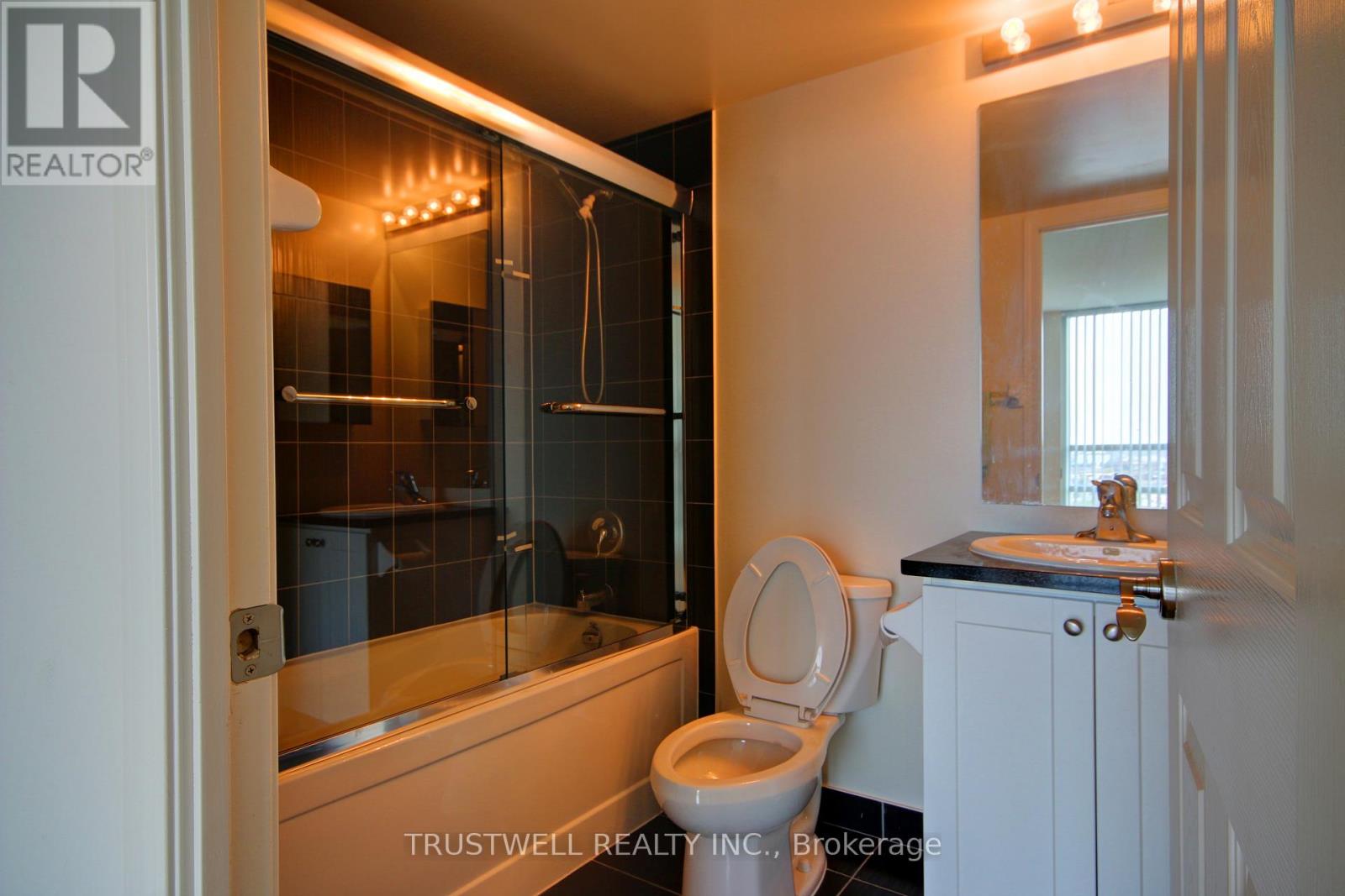 1705 - 88 Grangeway Avenue, Toronto, Ontario  M1H 0A2 - Photo 6 - E12726394