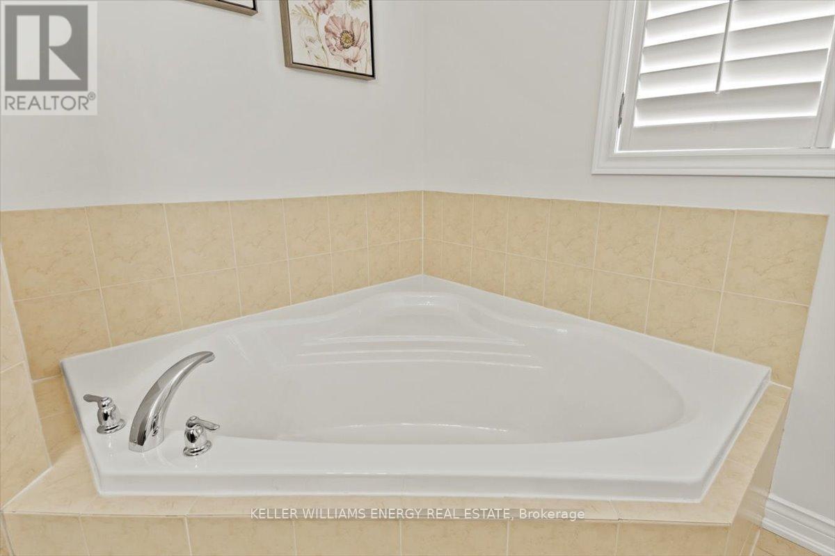 5 Bishopgate Street, Whitby, Ontario  L1P 0A6 - Photo 22 - E12725166