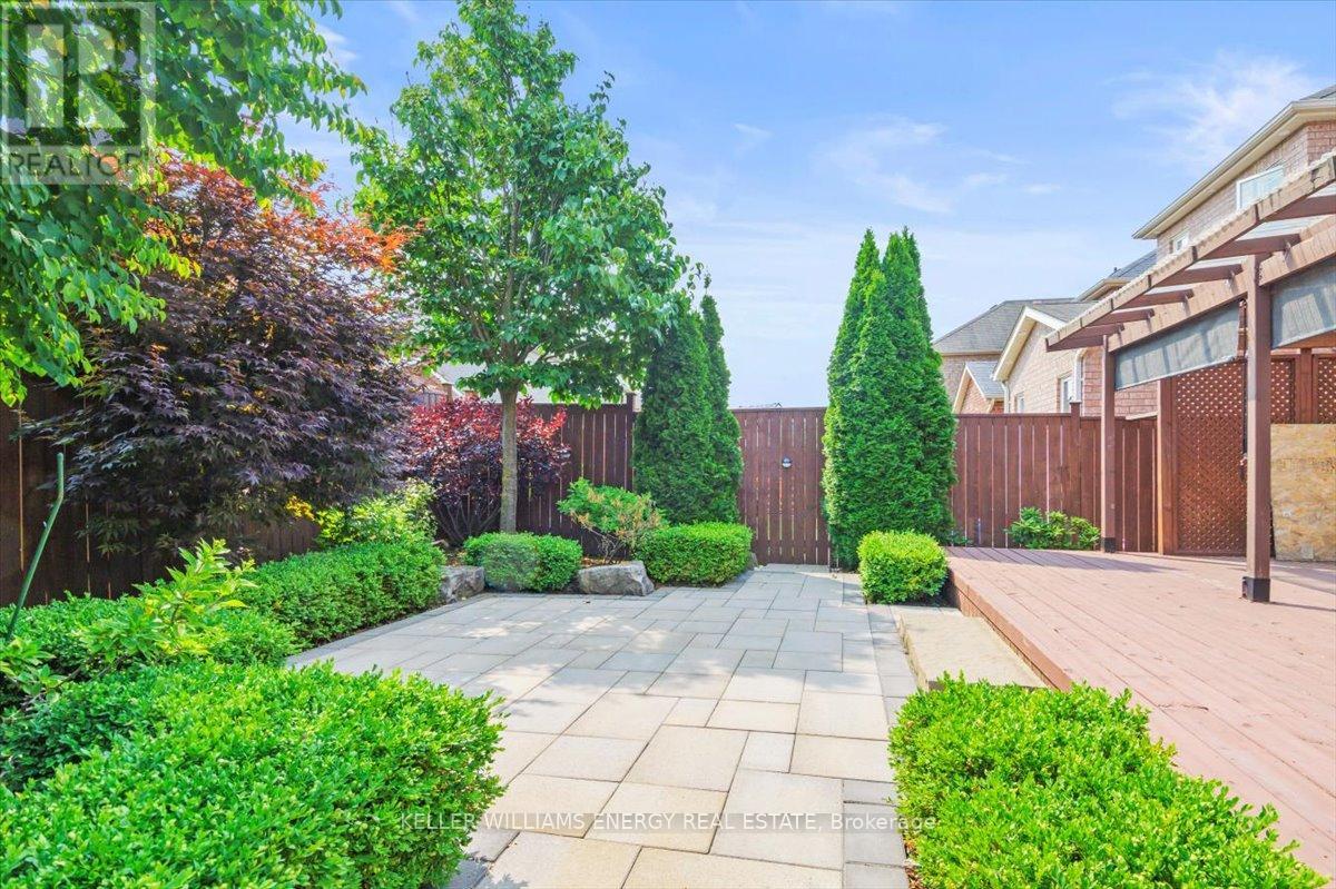 5 Bishopgate Street, Whitby, Ontario  L1P 0A6 - Photo 30 - E12725166