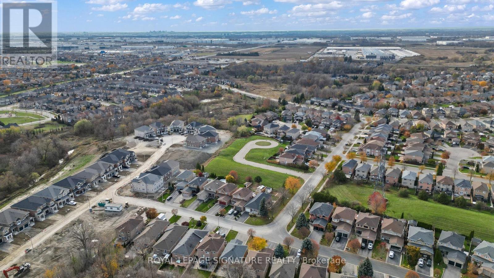 22 Izzy Court, Vaughan, Ontario  L4H 1G3 - Photo 2 - N12726386